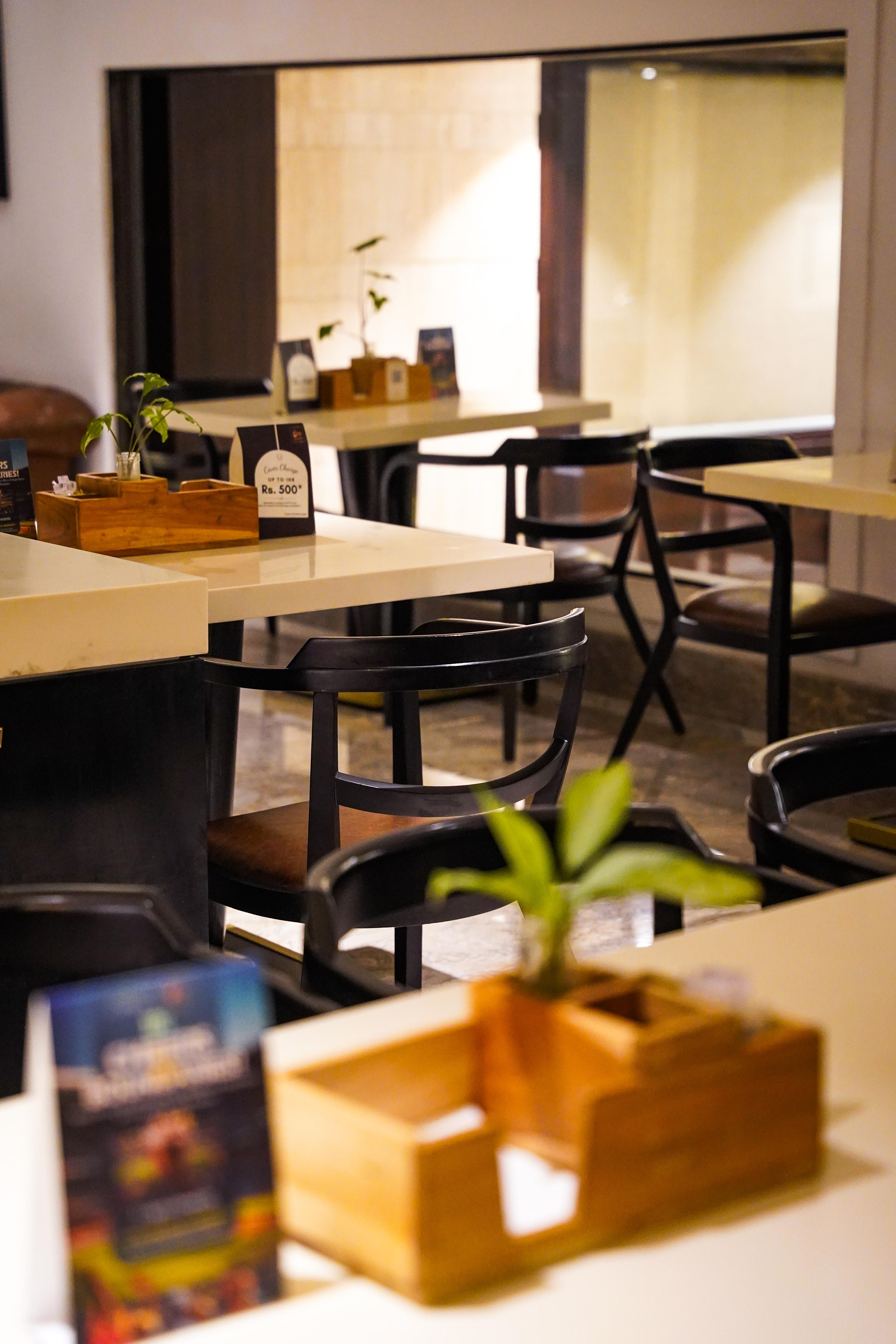 G77 Cafe and Resto Bar