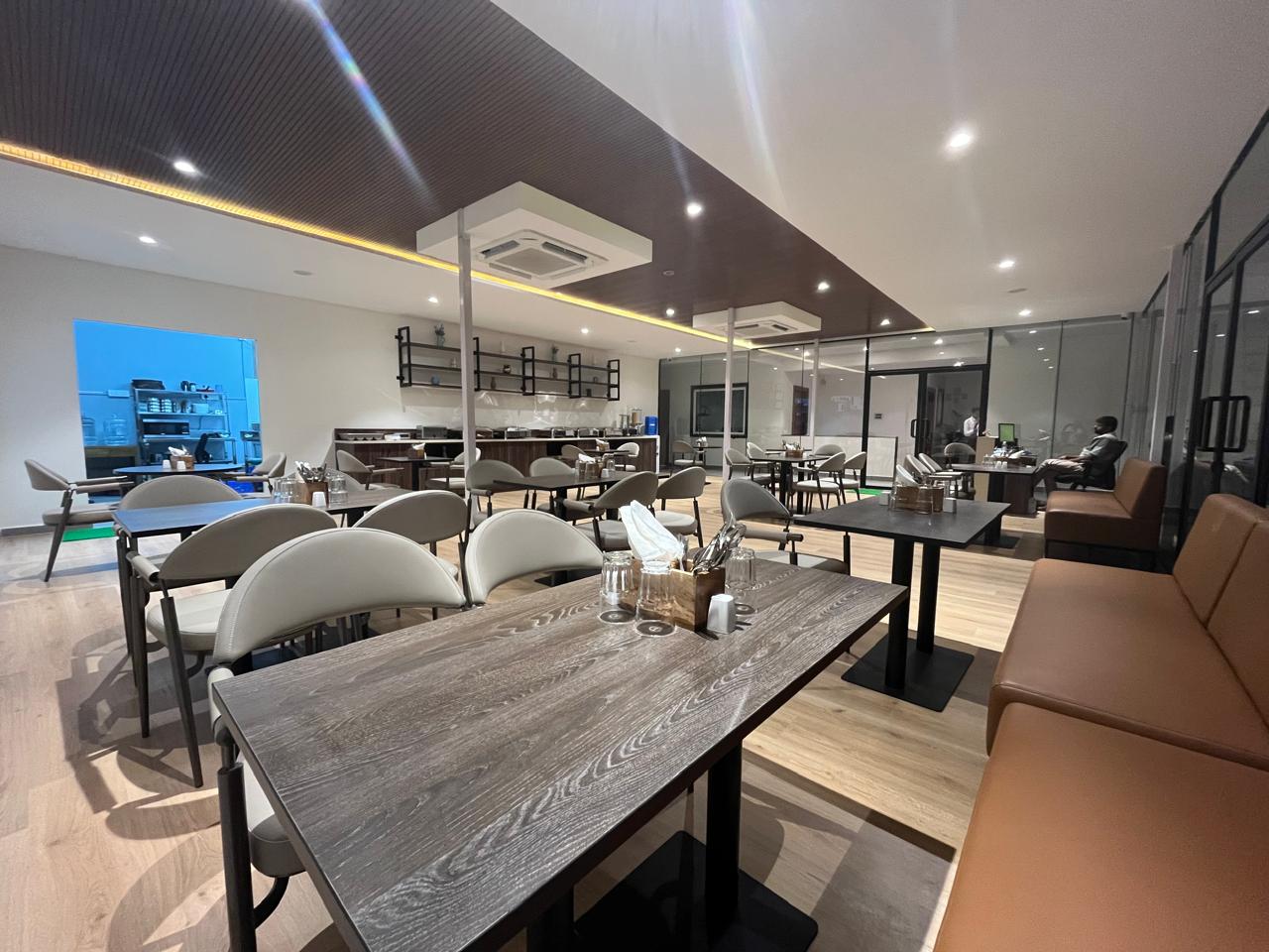 Casa kitchen