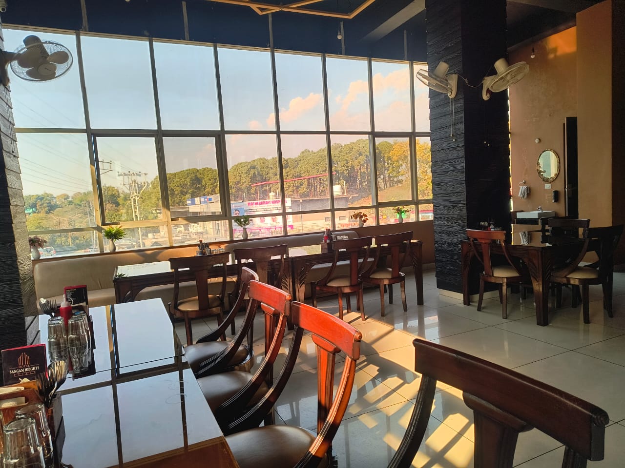 Restraunt Sangam Heights