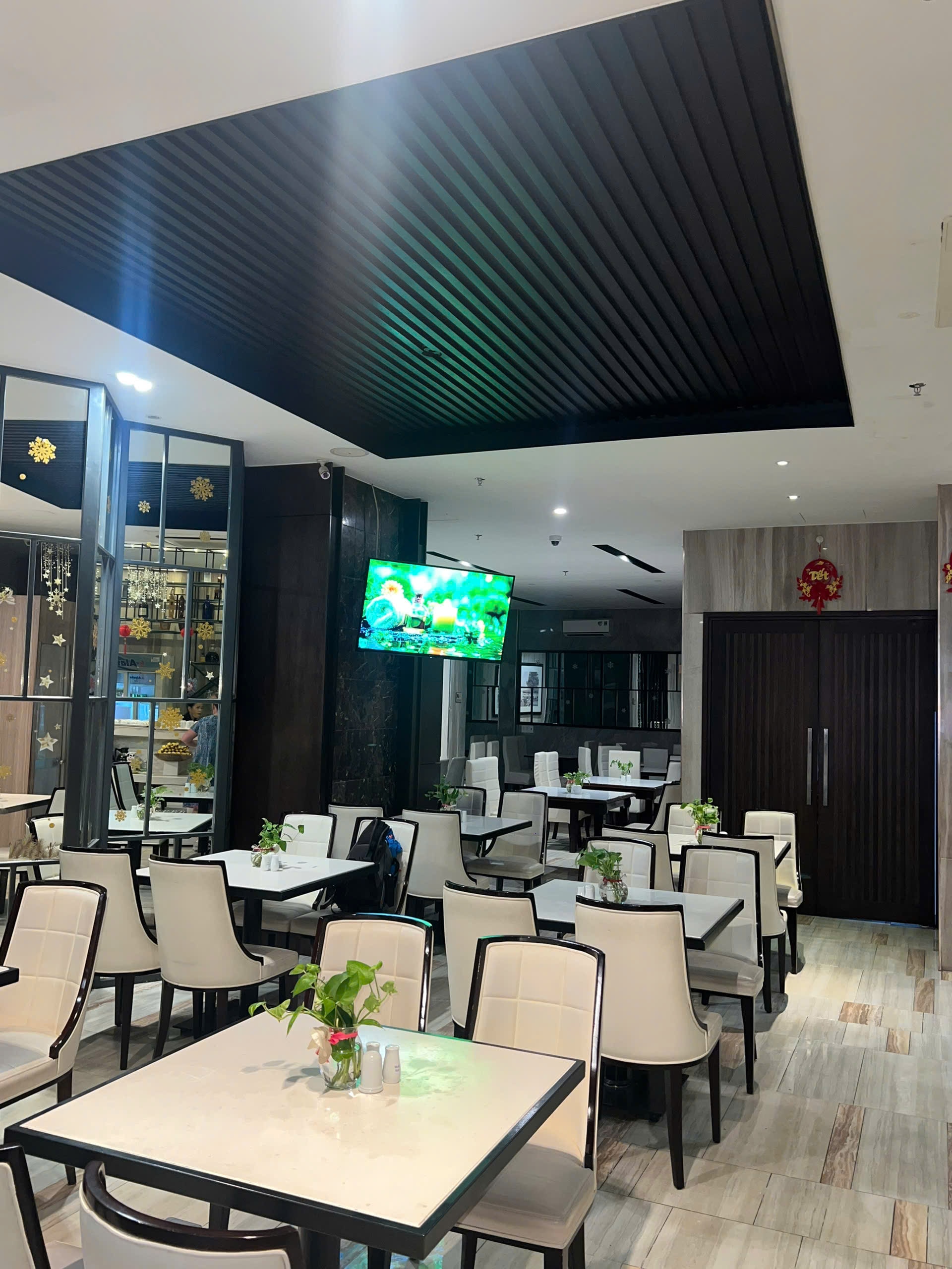 Sunrise Restaurant