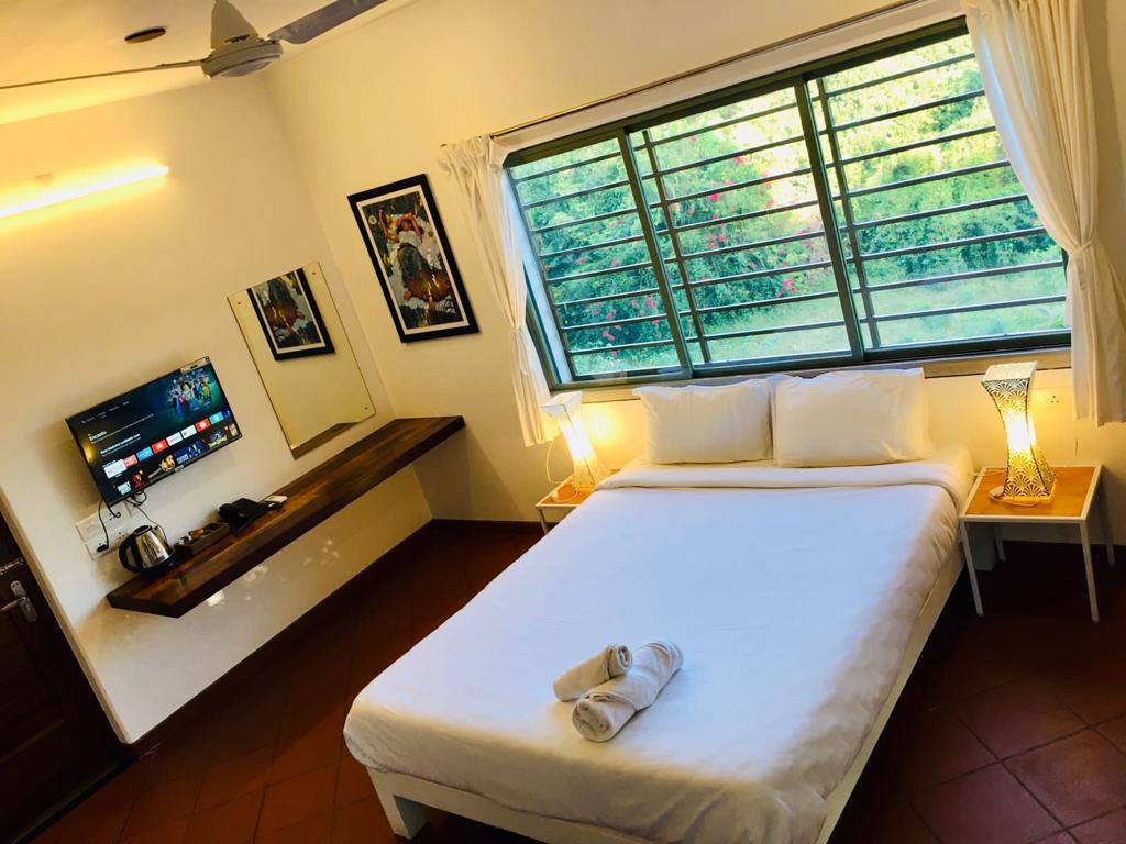 The Canopy Guest House | Rooms & Wi-Fi 𝗕𝗢𝗢𝗞 Auroville Apartment