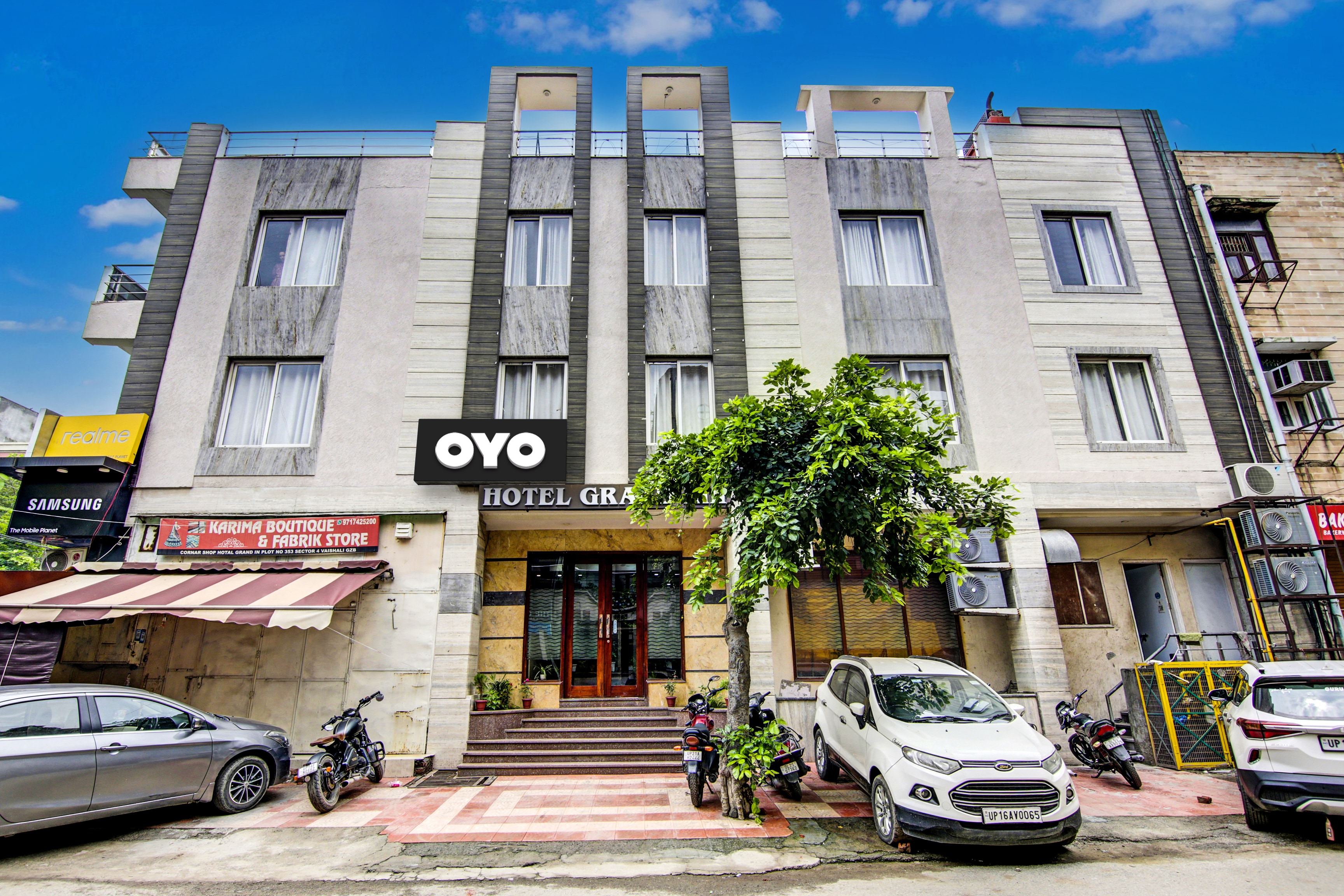 Grad Inn Townhouse Grand Inn 𝗕𝗢𝗢𝗞 Ghaziabad Hotel