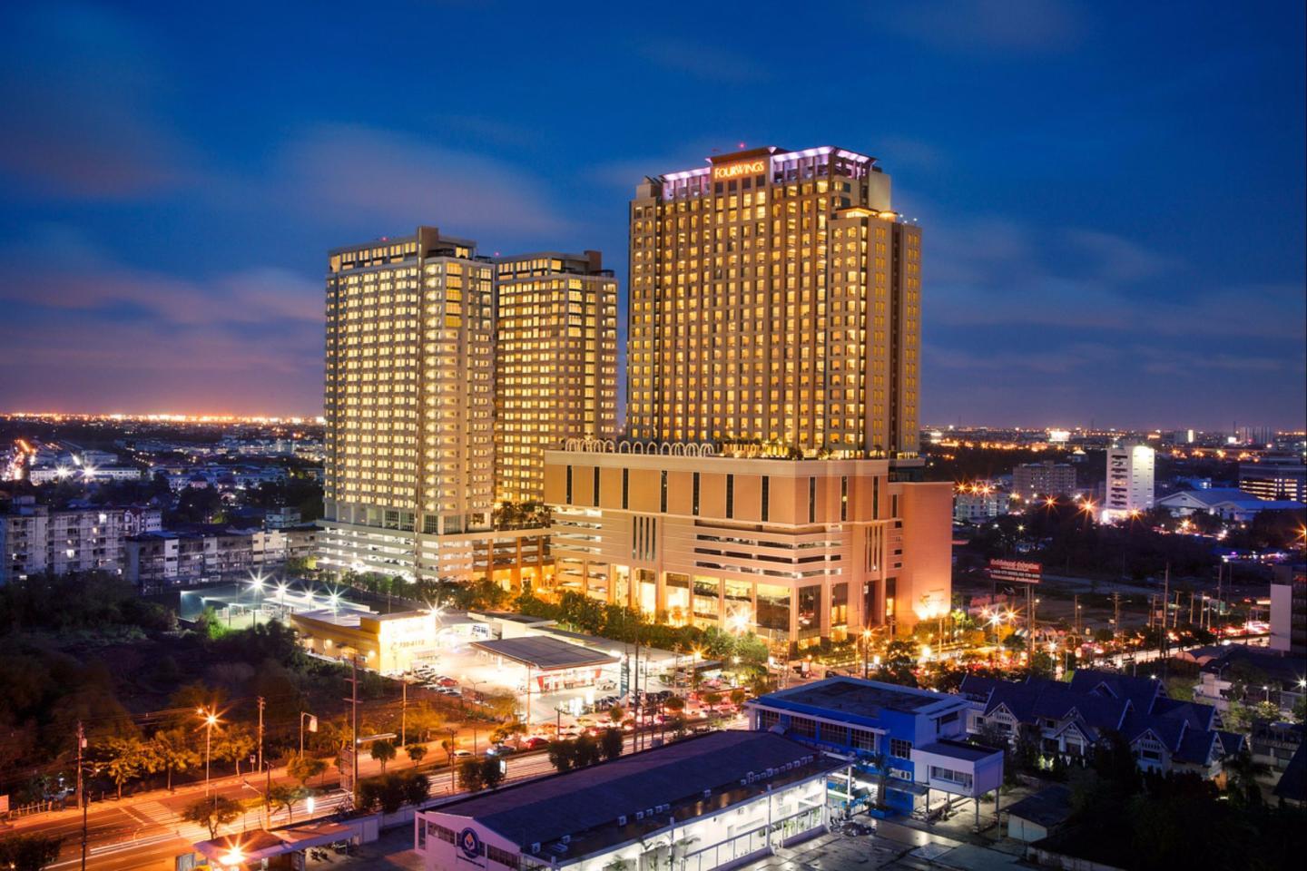 four wings hotel