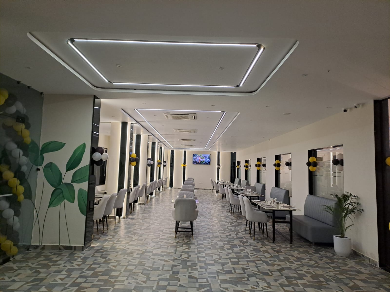 Swadisht Restaurant