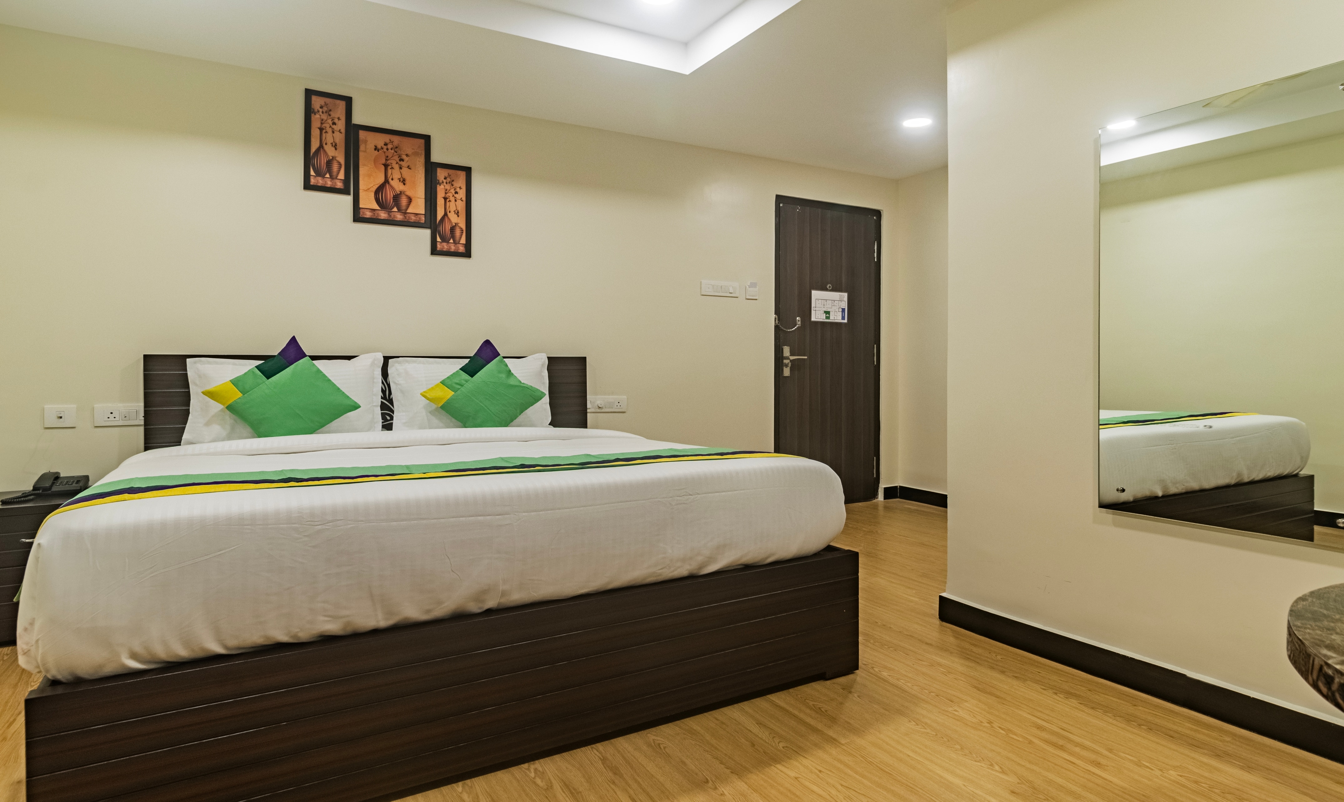 Treebo 7 Inn Treebo Address Inn Jubilee Hills 饾棔饾棦饾棦饾棡 Hyderabad Hotel