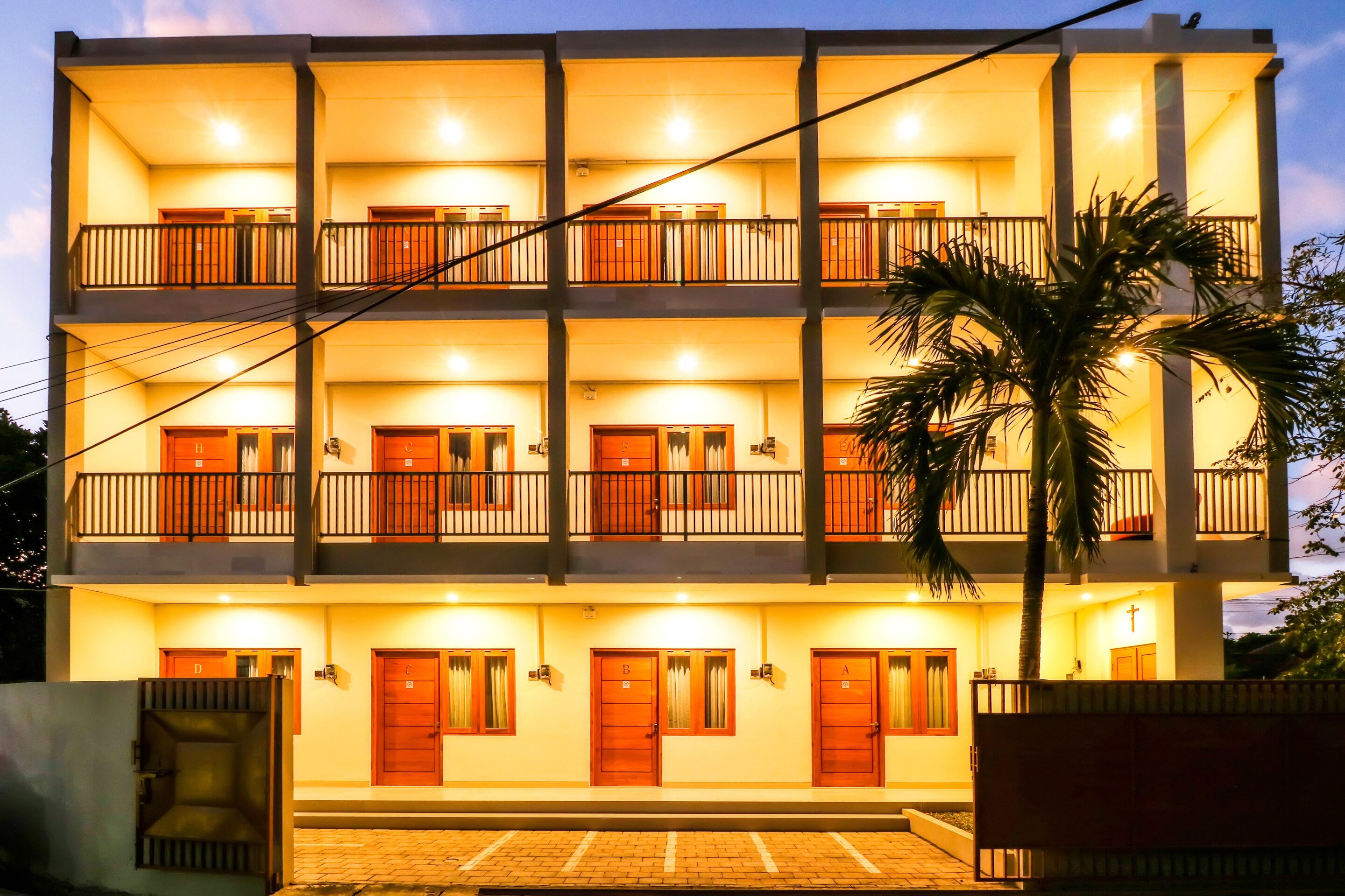 Oyo 1200 Kencana Residence Indonesia Bali 146045 - 