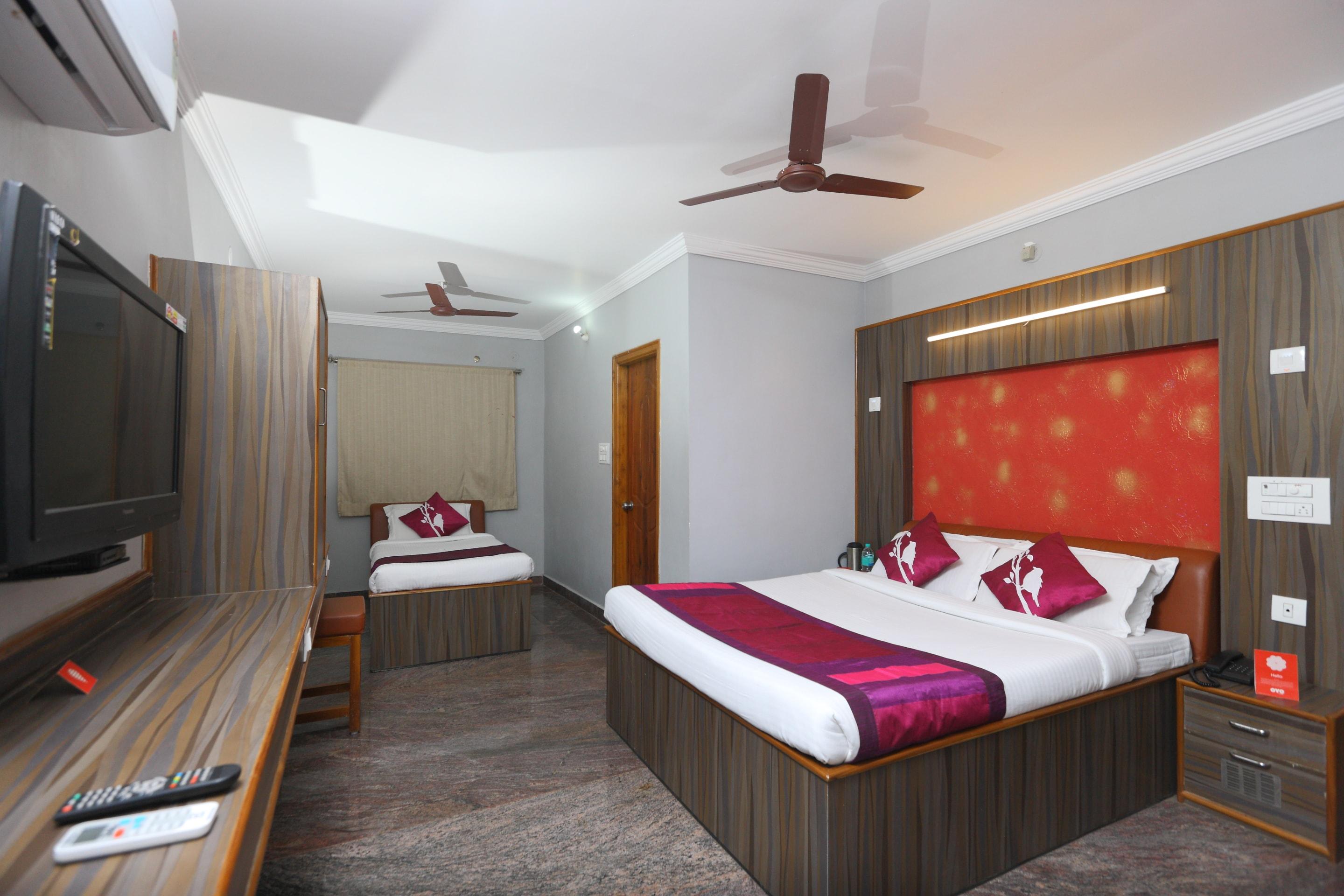 OYO 22950 Royal Grand Tirupati INR 267 OFF   2  3  7  9   Hotel                         