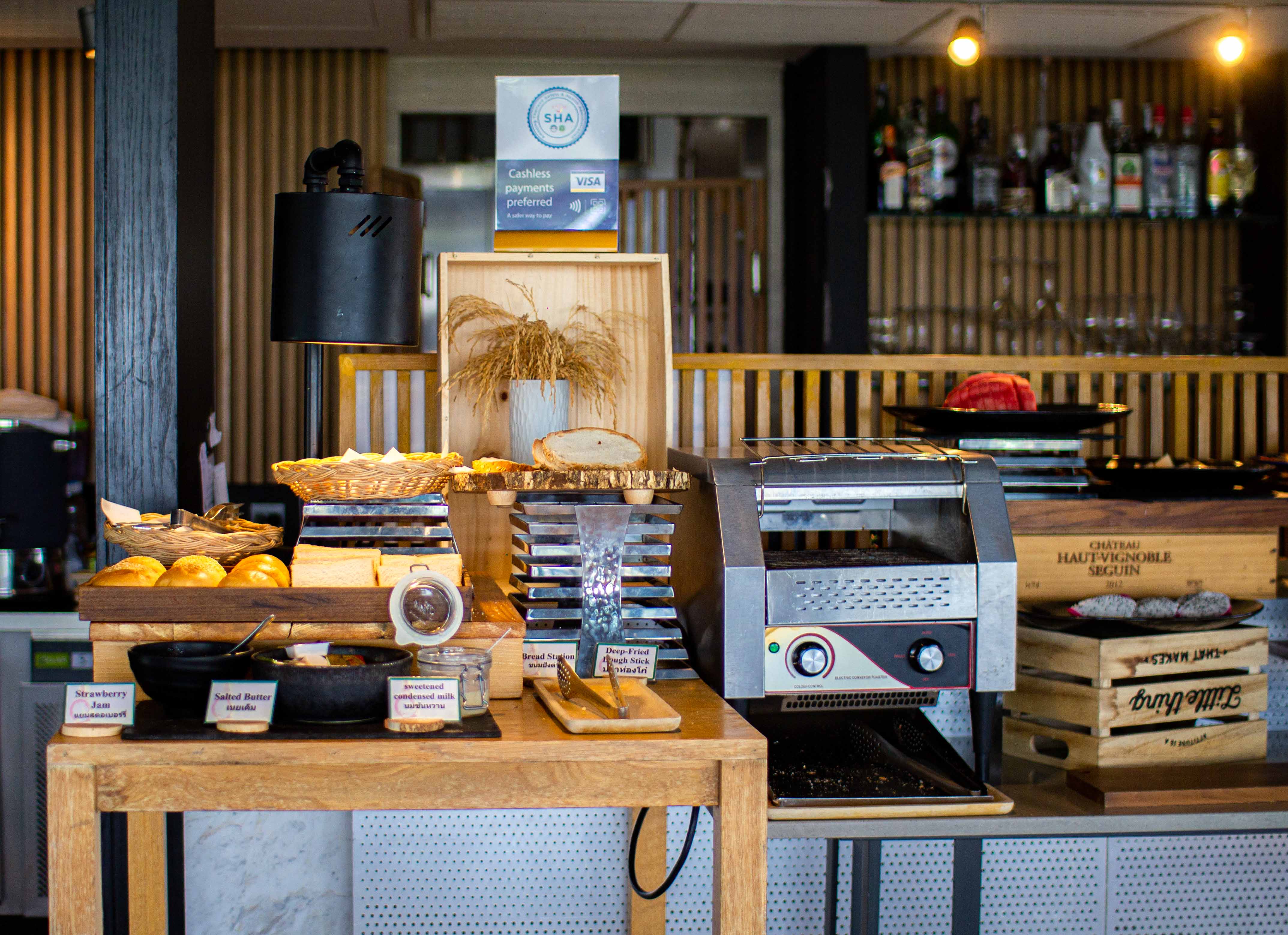 4K Restaurant