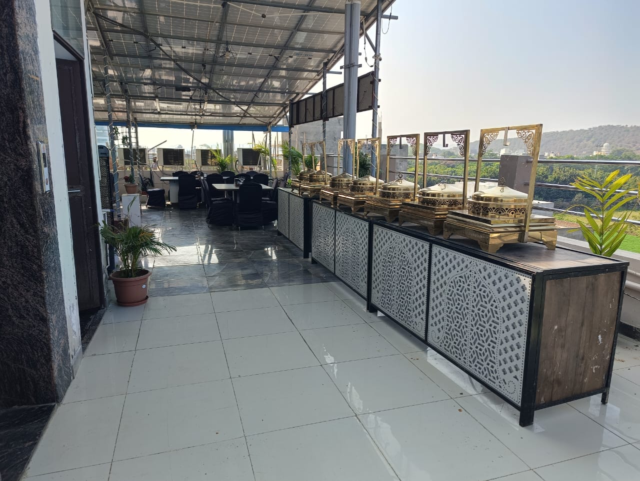 HOTEL BIRLA PALACE & ROOF TOP CAFE