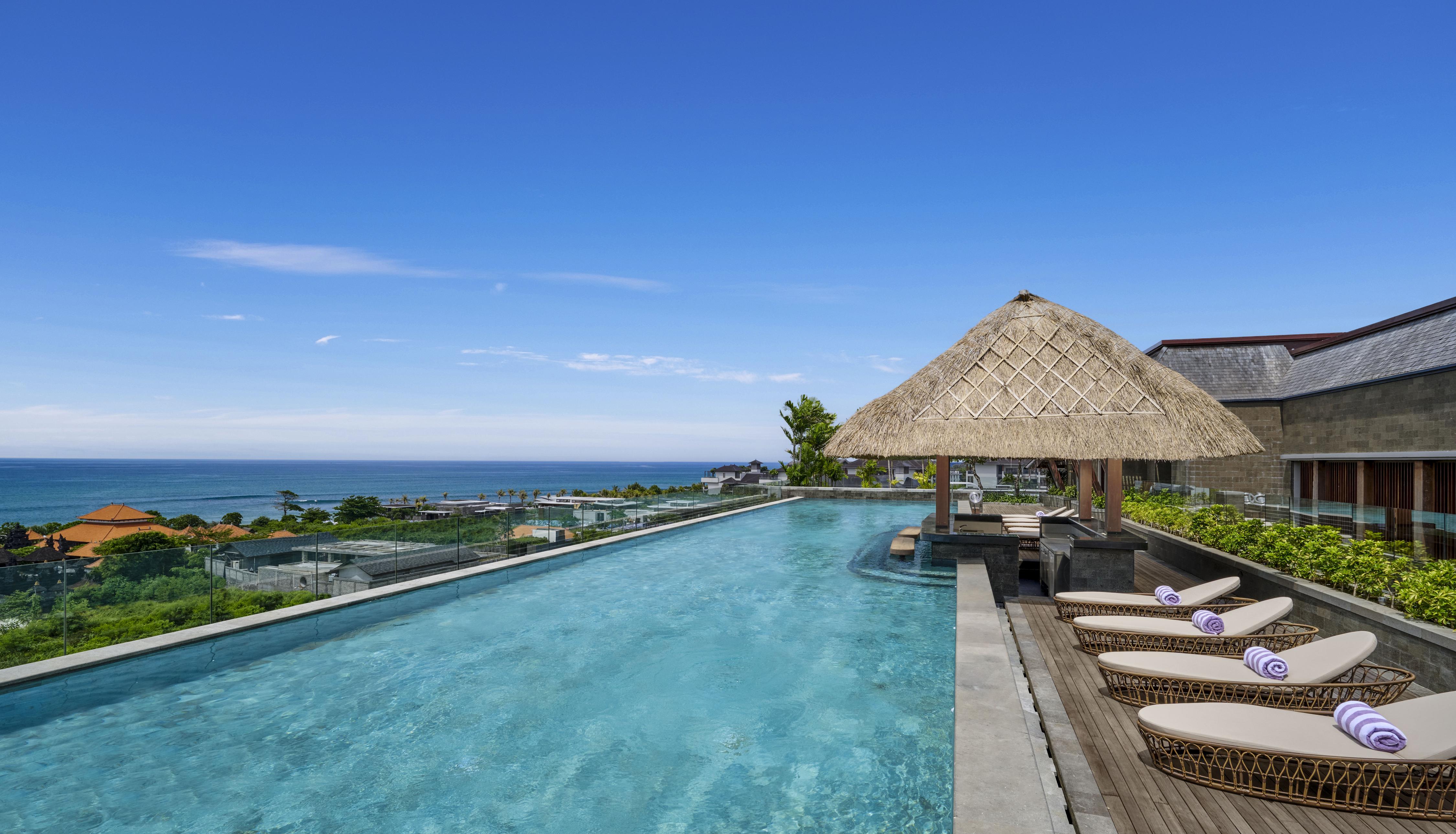 Rooftop Pool Bar