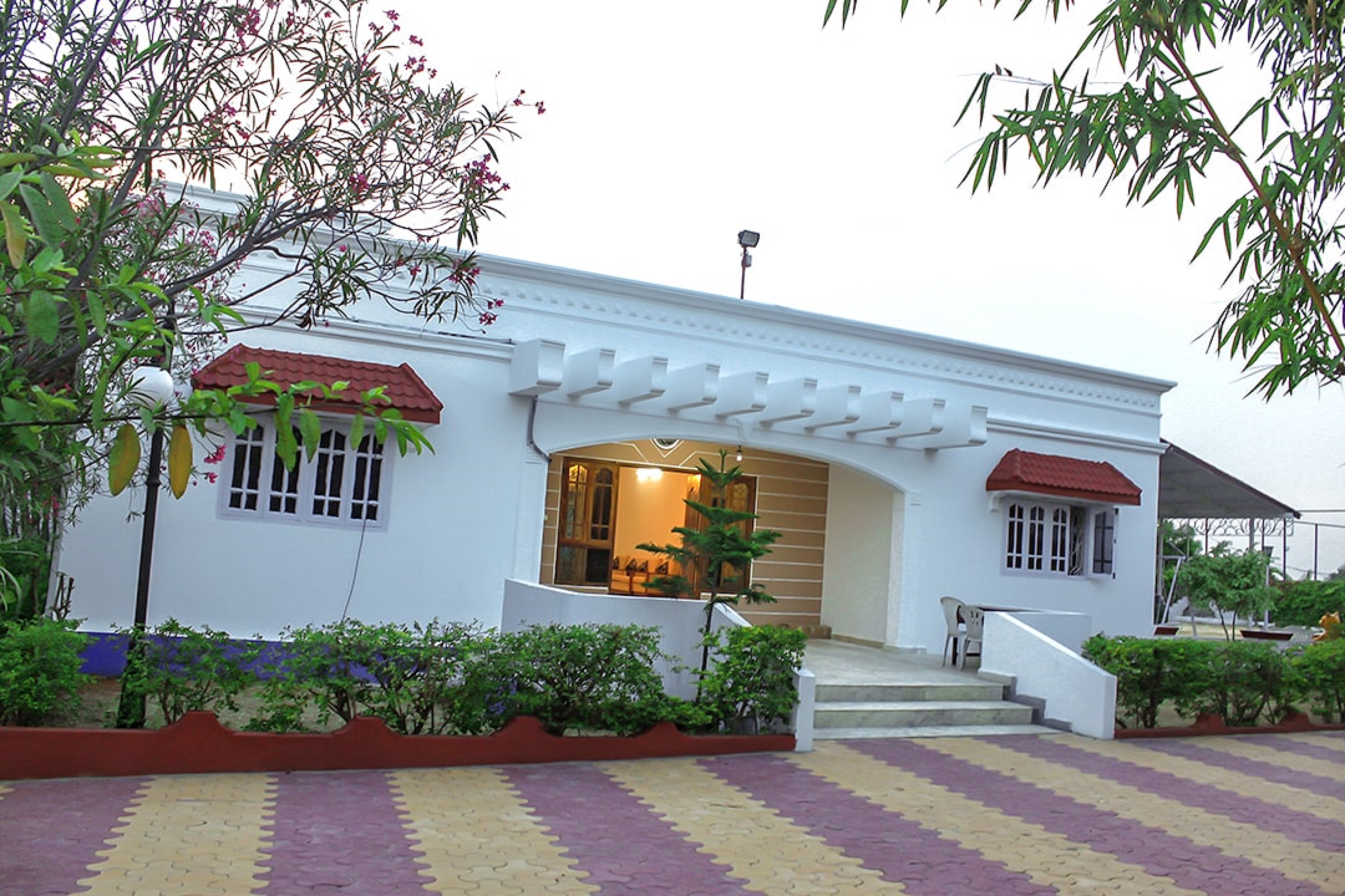 Pleasant Farms Entire 3 BR Unique Stay 𝗕𝗢𝗢𝗞 Chevella Farm House 𝘄𝗶𝘁𝗵 𝗙𝗥𝗘𝗘 𝗖𝗮𝗻𝗰𝗲𝗹𝗹𝗮𝘁𝗶𝗼𝗻