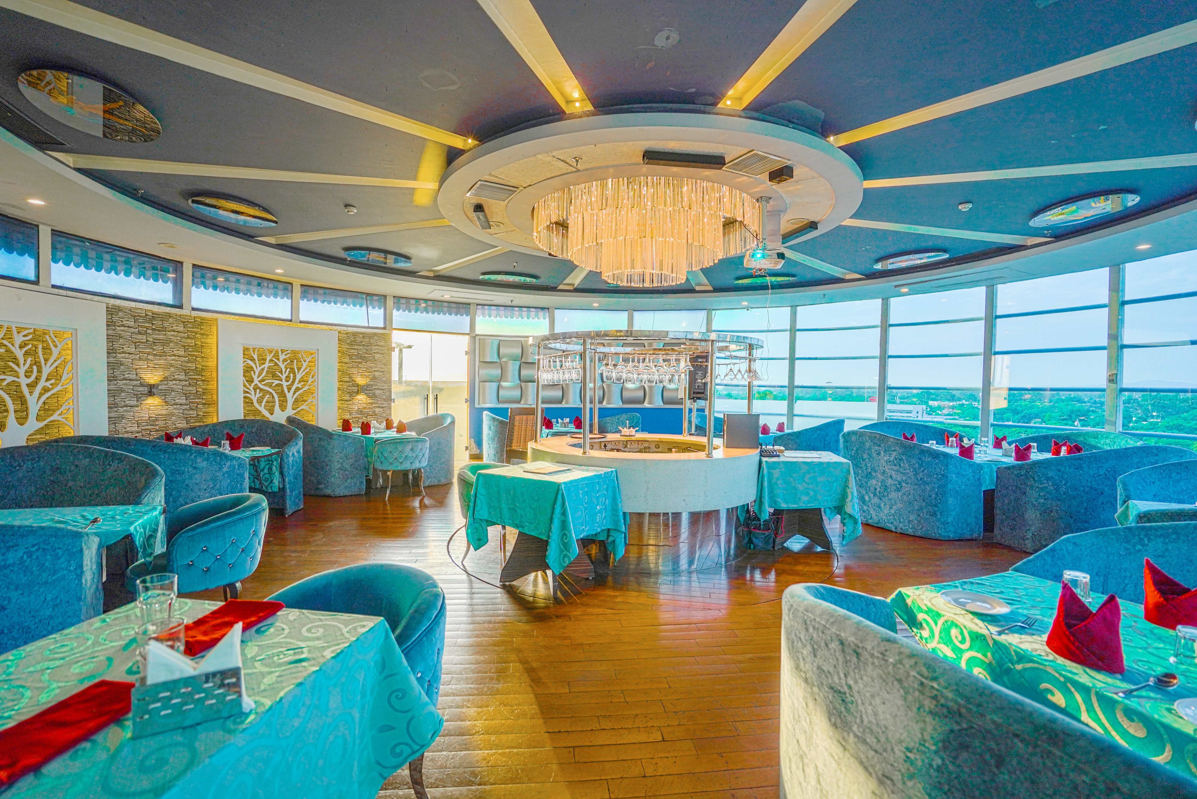 Zodiac Revolving Lounge