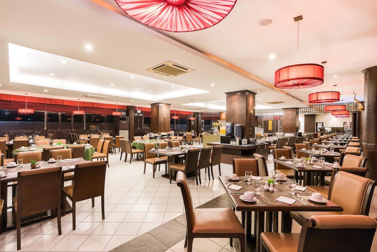 The Breeze Restuarant