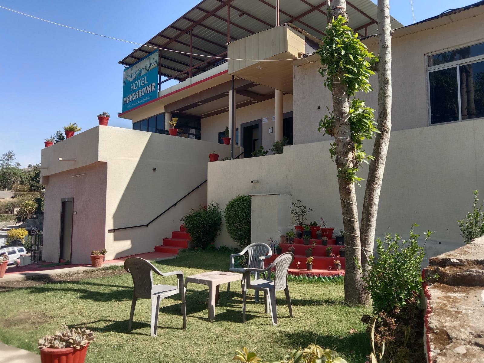 Mansarovar Restaurant