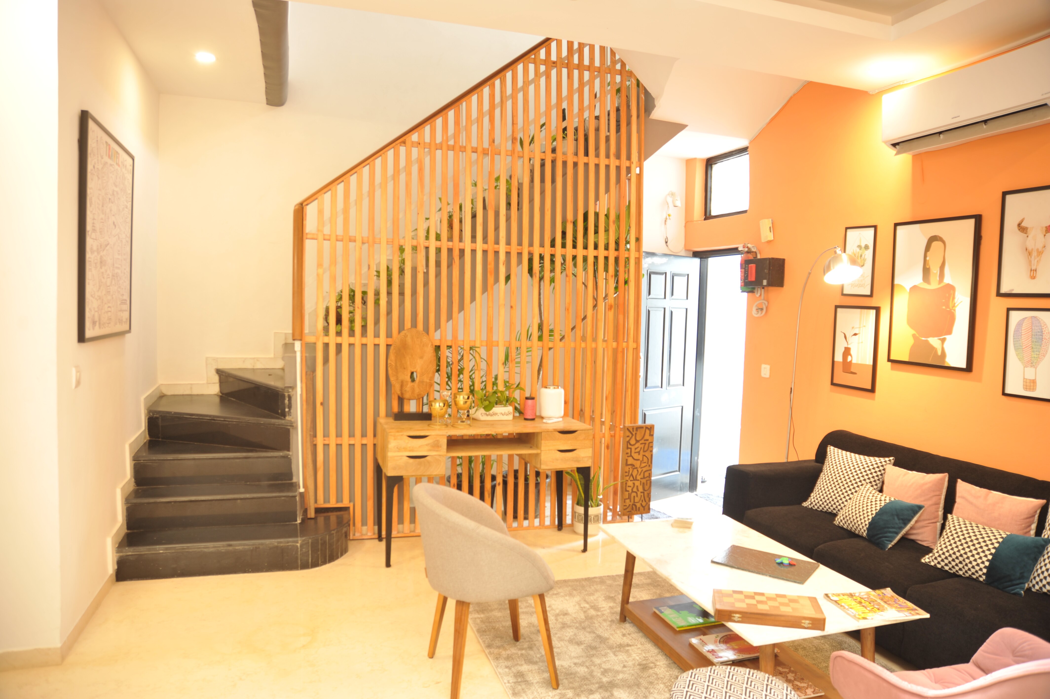 Blue Feathers Stays By One Tree Apart-hotel Delhi - Reviews, Photos & Offer