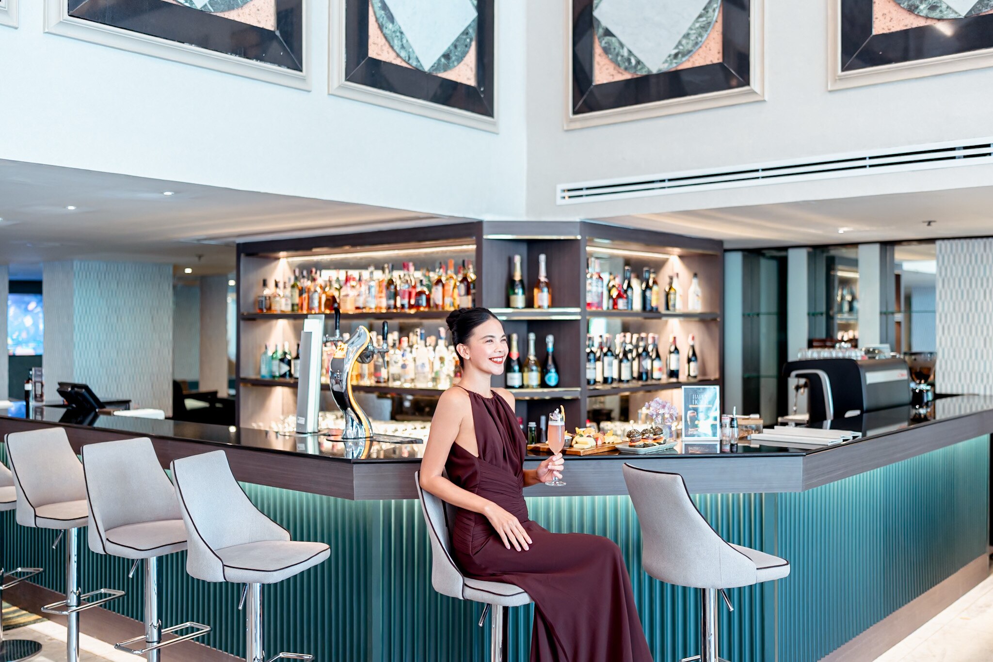Lobby Bar