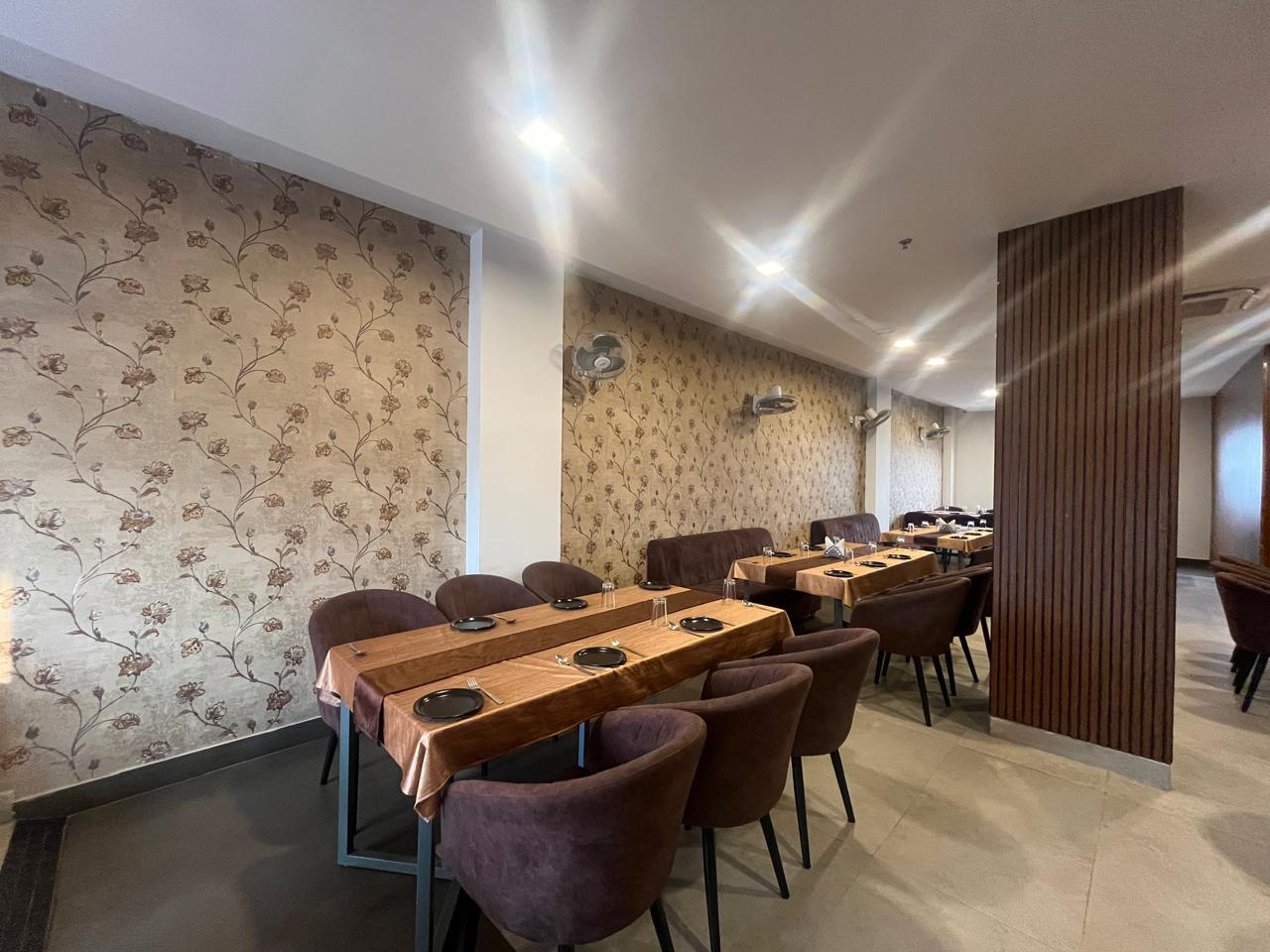 Imperial Dine