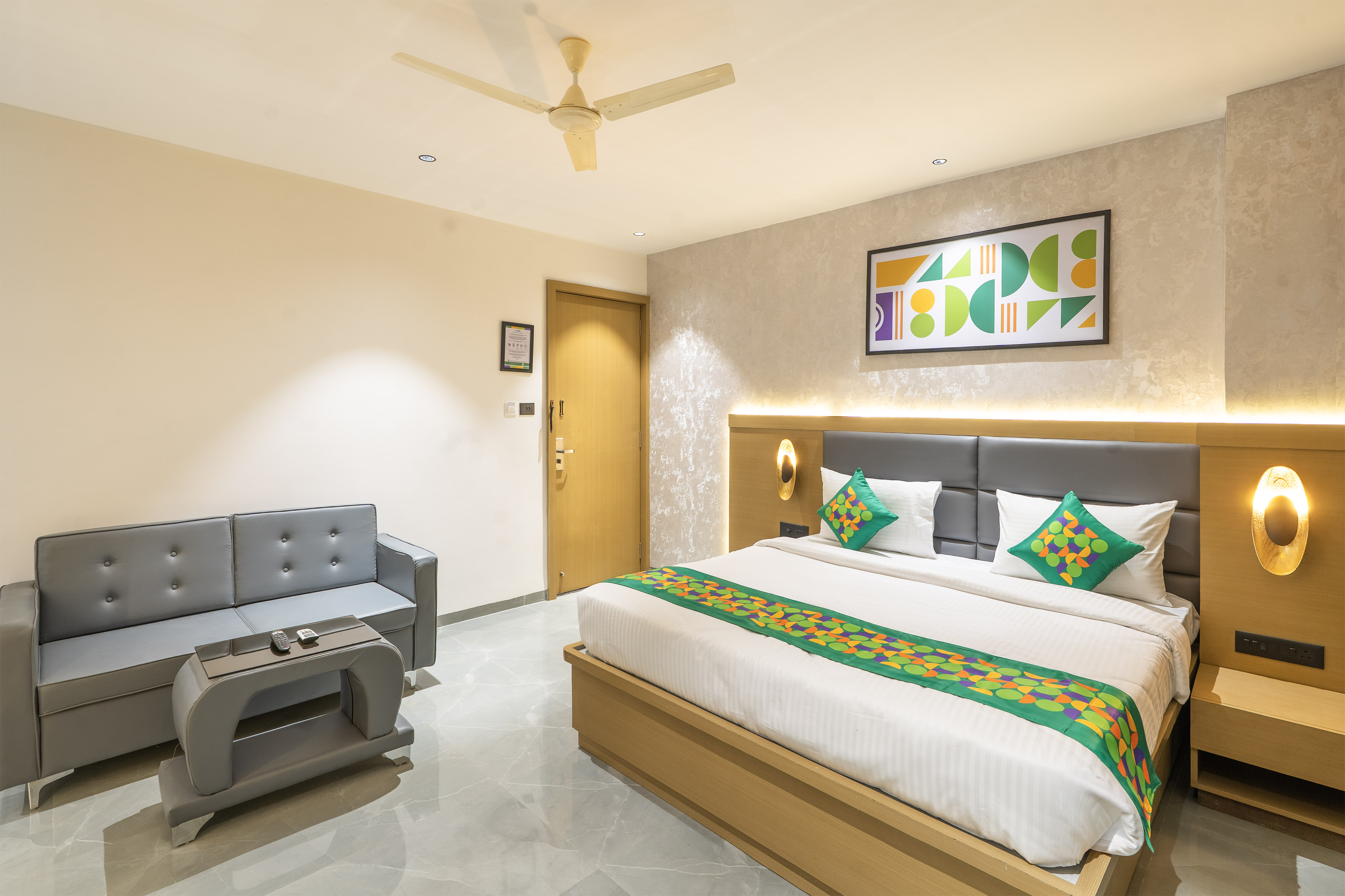 Treebo Sairadha 𝗕𝗢𝗢𝗞 Pune Hotel