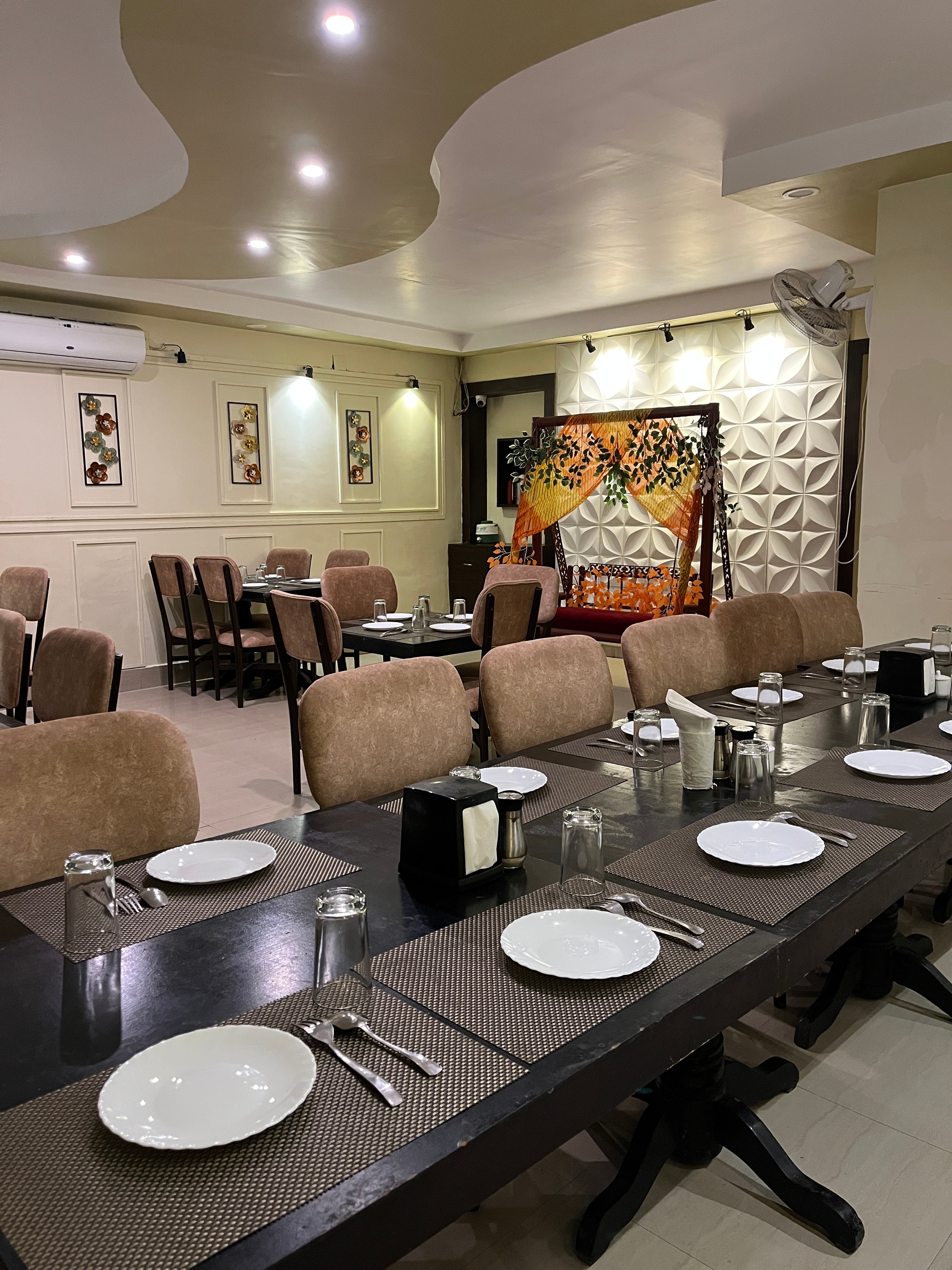Mayur restaurant