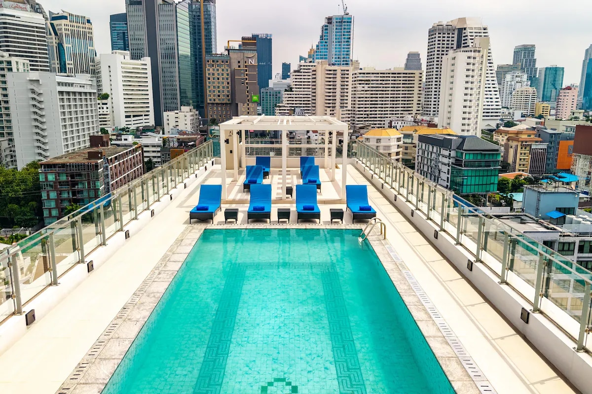 View Pool Bar