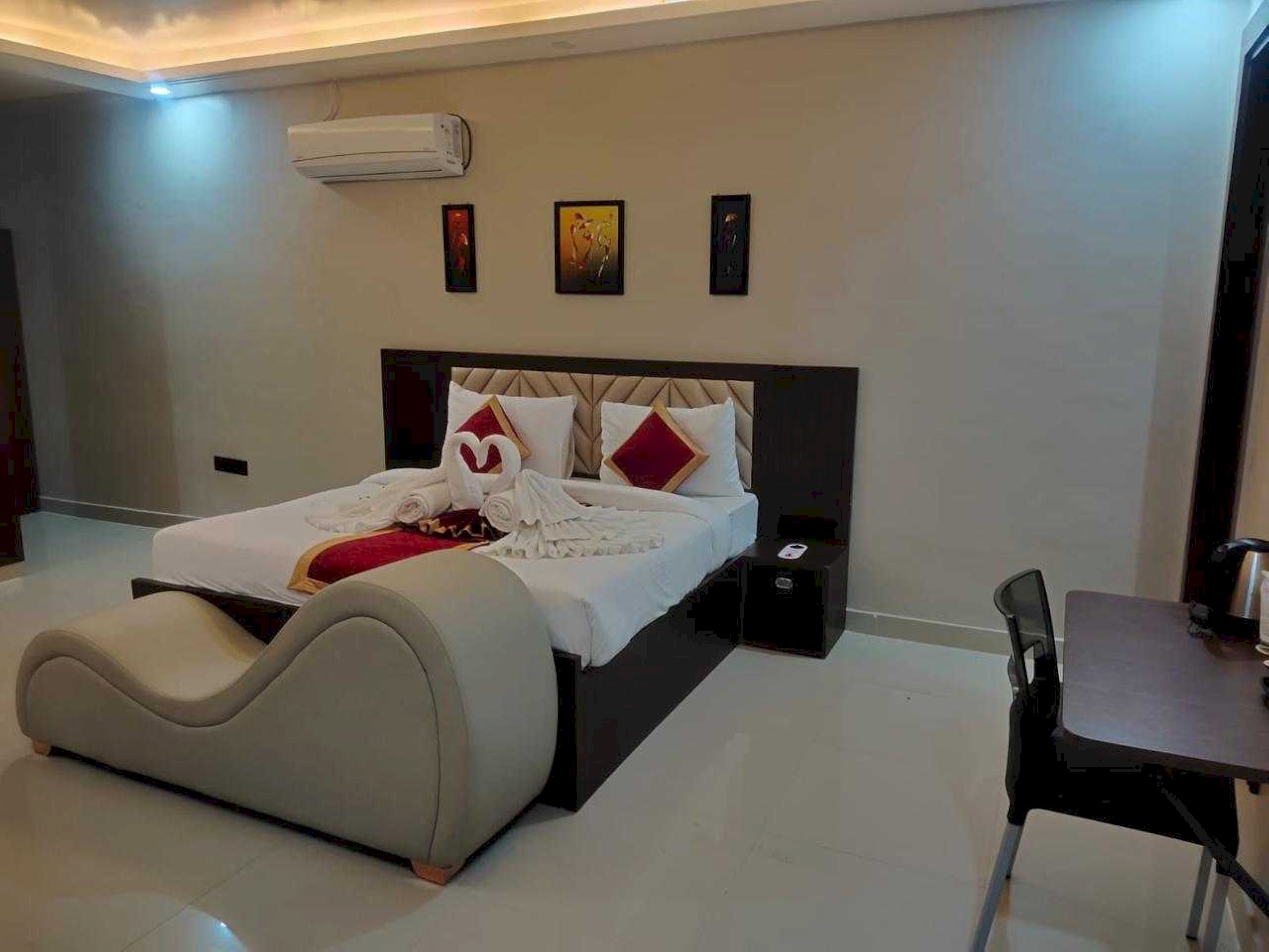 Townhouse Sector 8 Manesar Hotel Manesar - Reviews, Photos & Offer