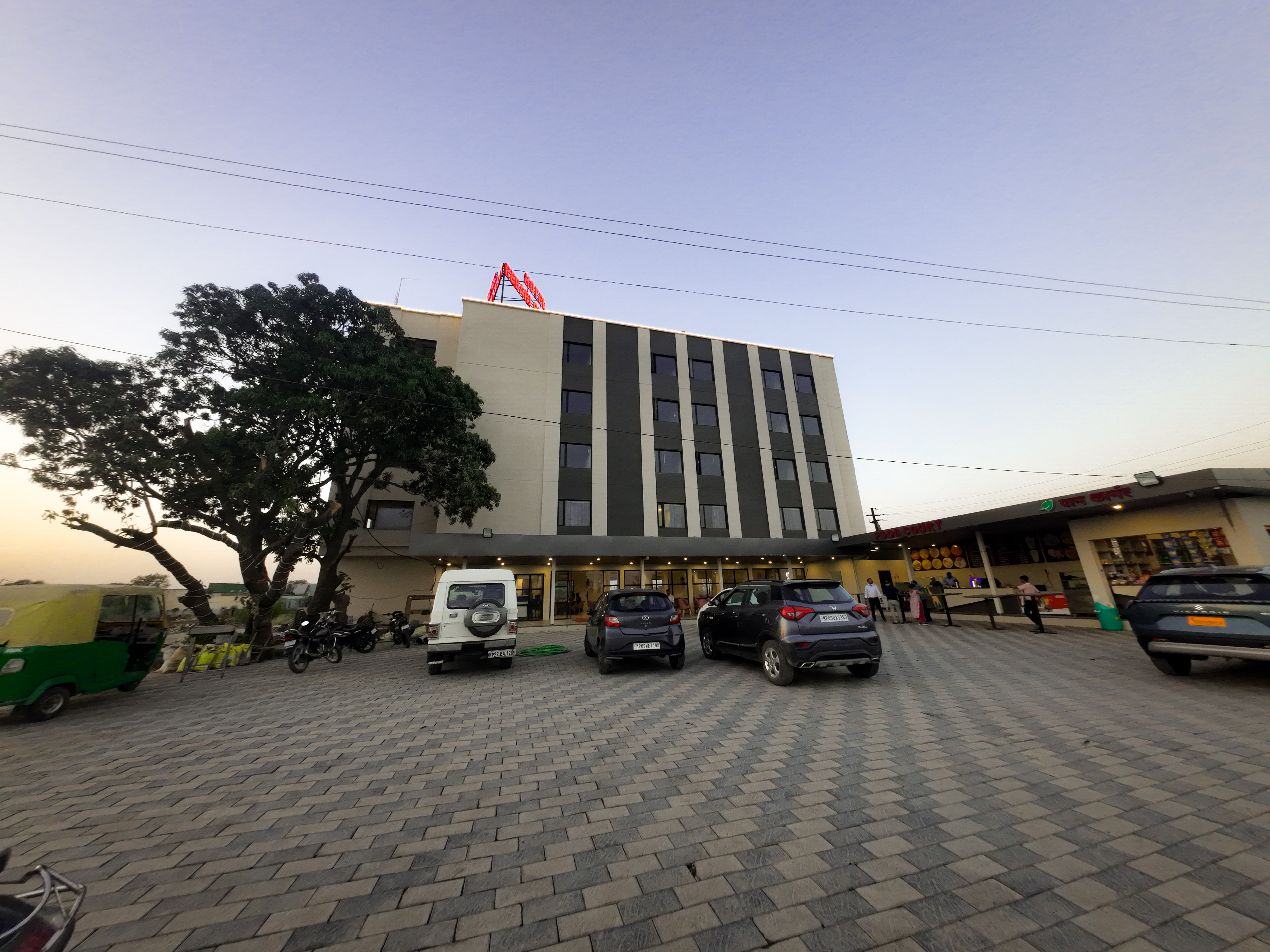 Rebari Resturent