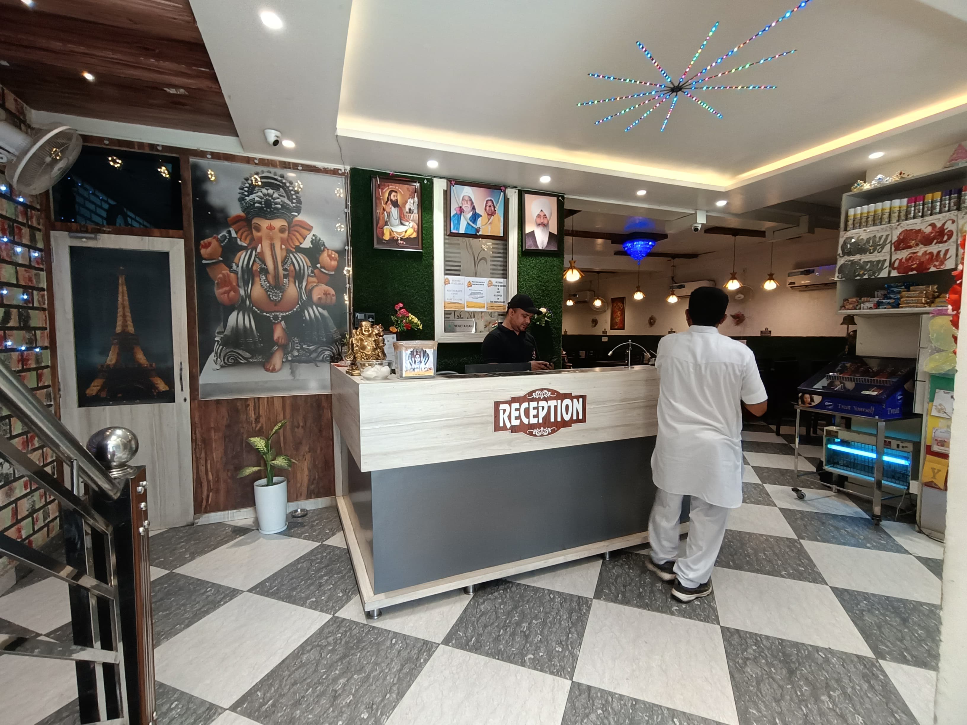 Bros Kitchen Restaurant and Hote. Villa Nawanshahr | Book Hotel with Up ...
