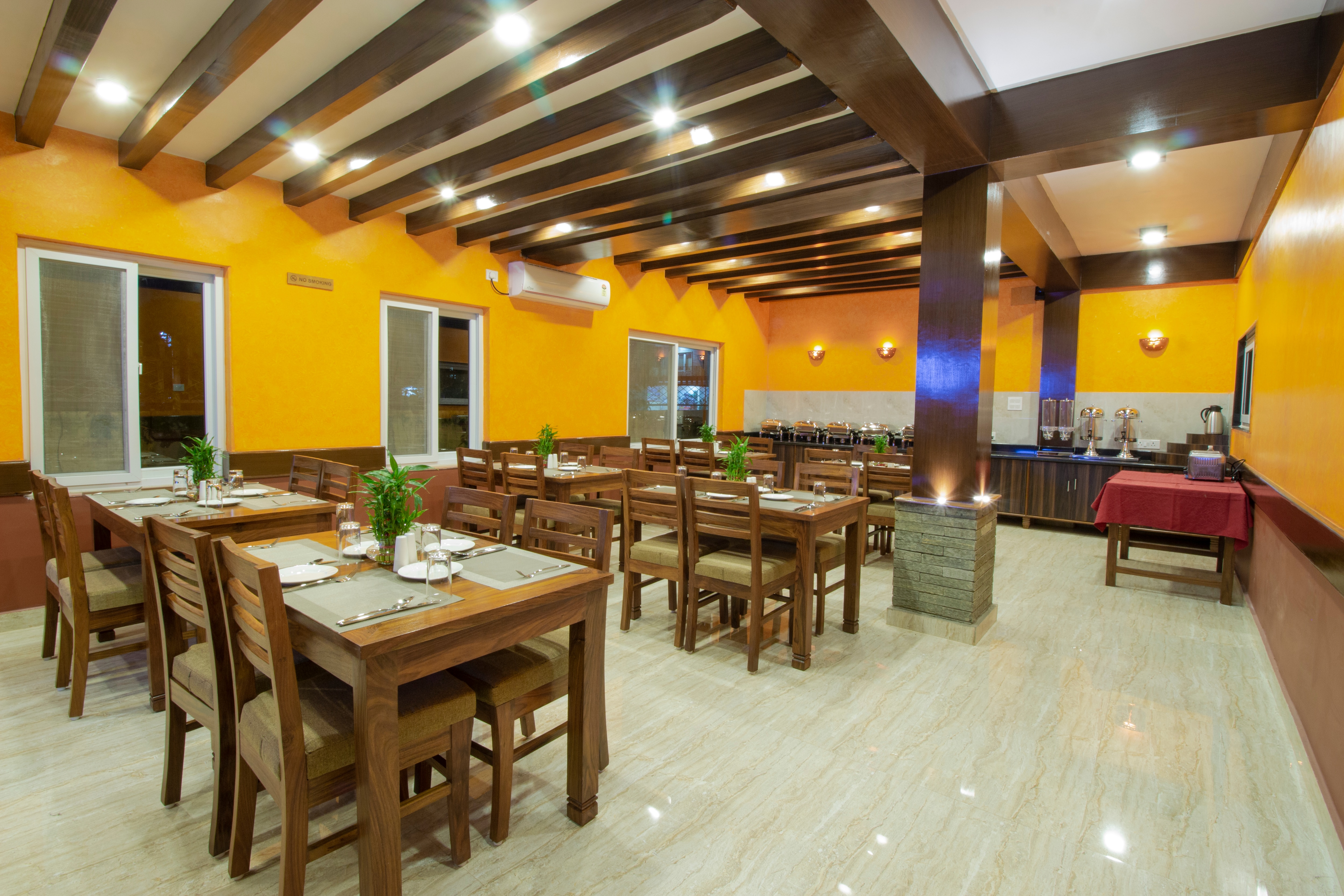 Lake Star Restaurent