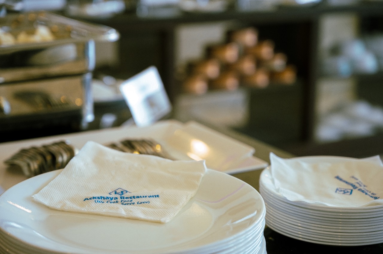  DE PEBBLES Restaurant