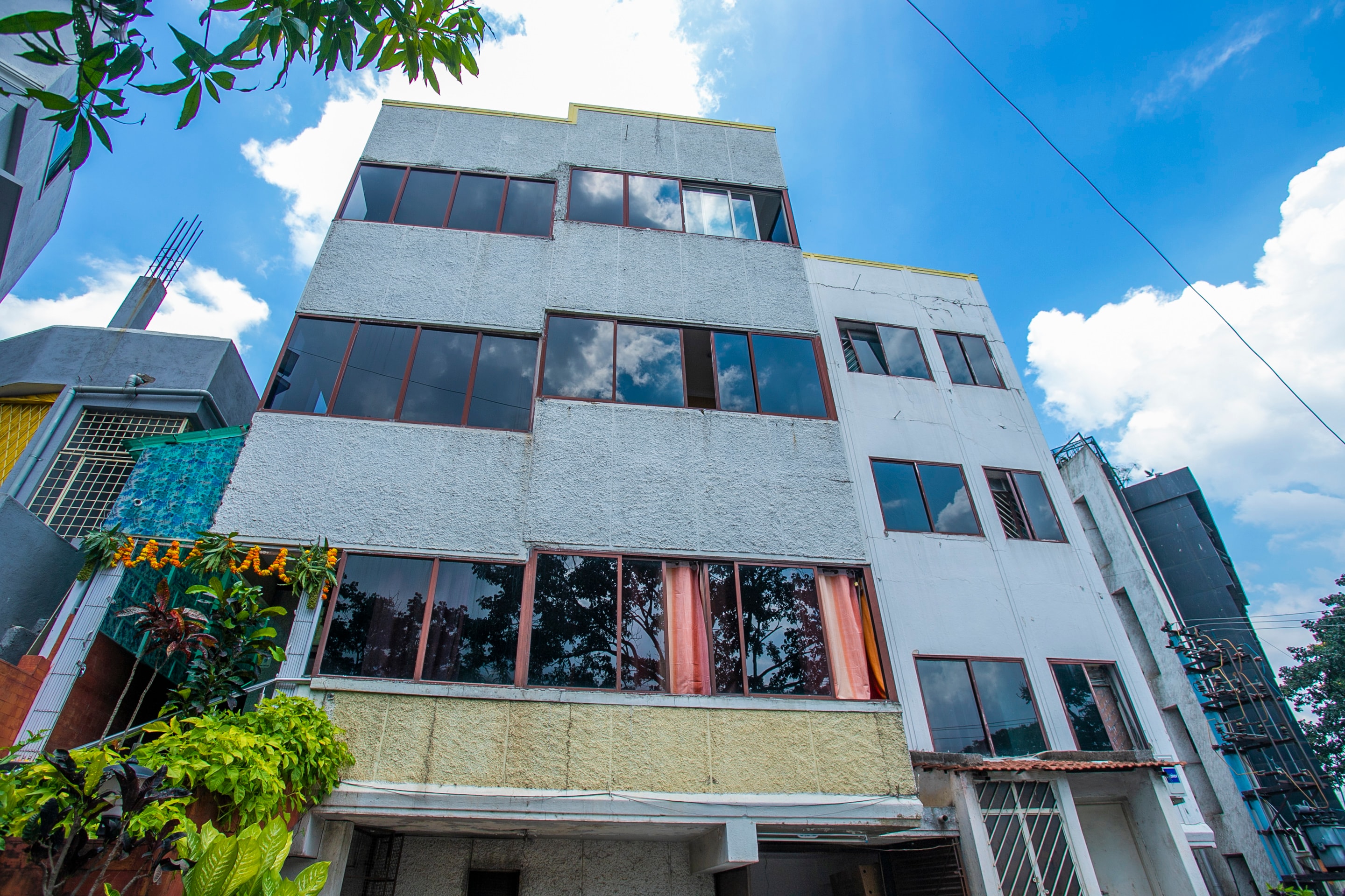 Hotel O Shree AMM Residency Restaurant