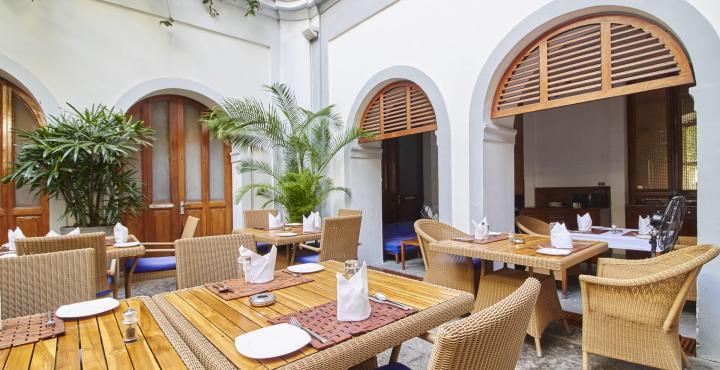 Courtyard Restaurant