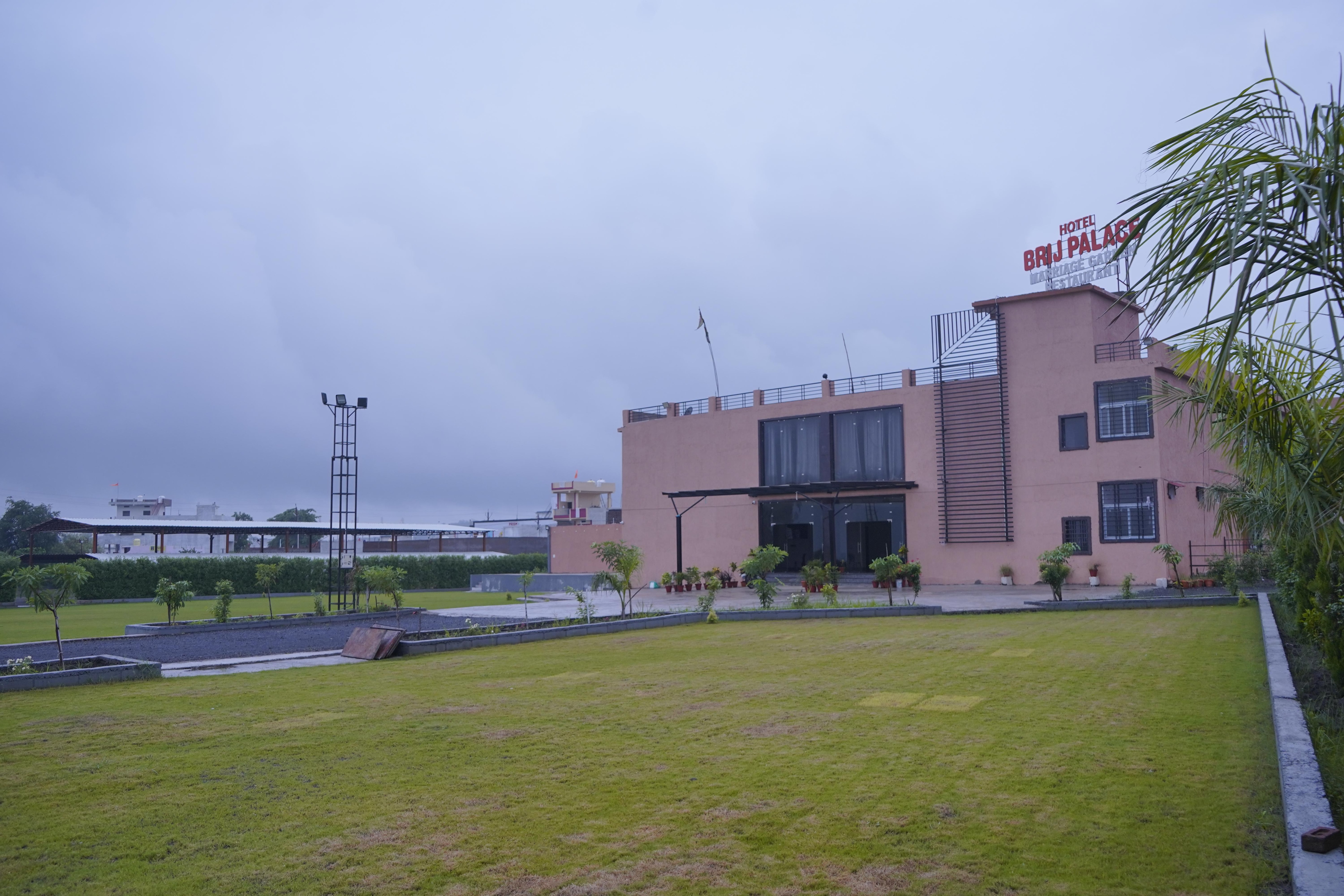 BRIJ PALACE FAMILY RESTAURANT