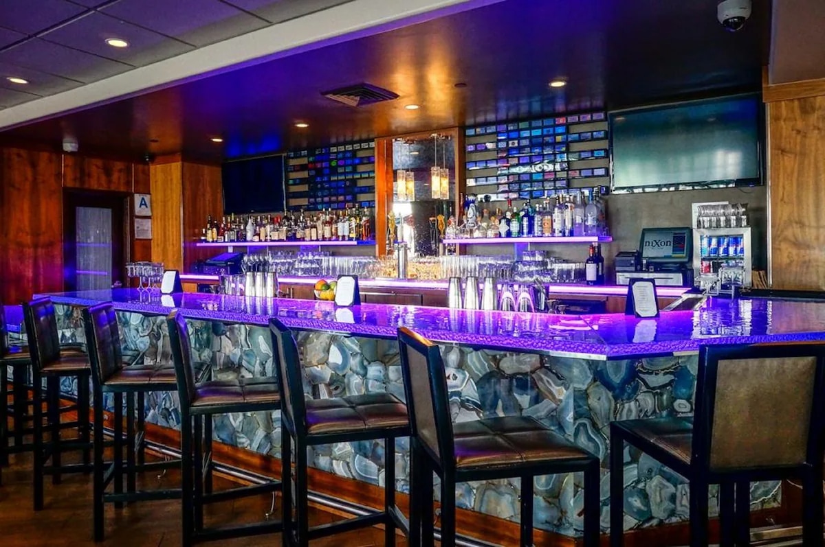 Nixo Patio Lounge