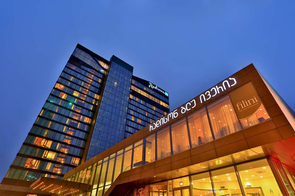 Radisson Blu Iveria Hotel, Tbilisi 𝗕𝗢𝗢𝗞 Tbilisi Hotel 𝘄𝗶𝘁𝗵 𝗙𝗥𝗘𝗘 𝗖𝗮𝗻𝗰𝗲𝗹𝗹𝗮𝘁𝗶𝗼𝗻
