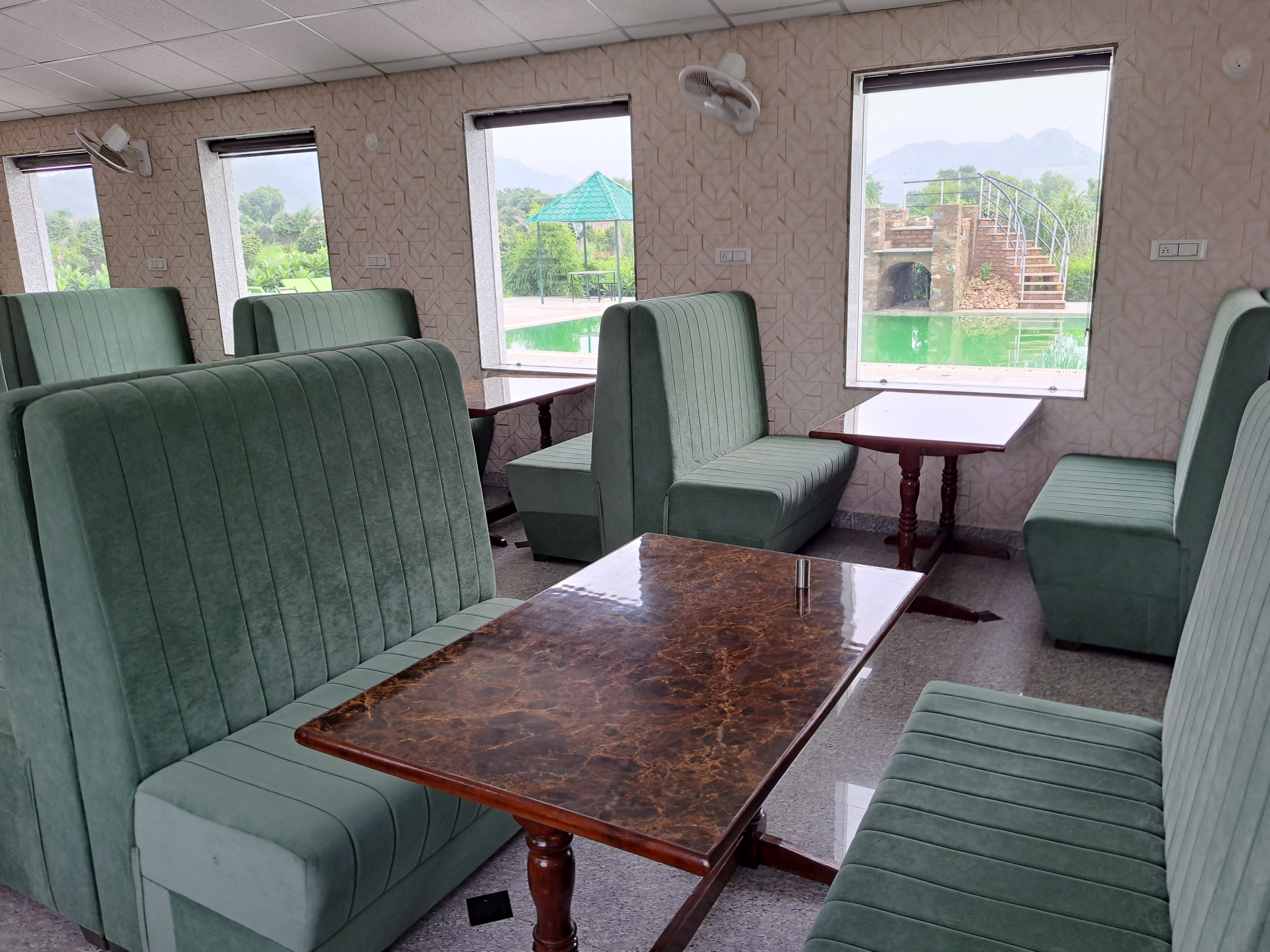 food court green valley sariska
