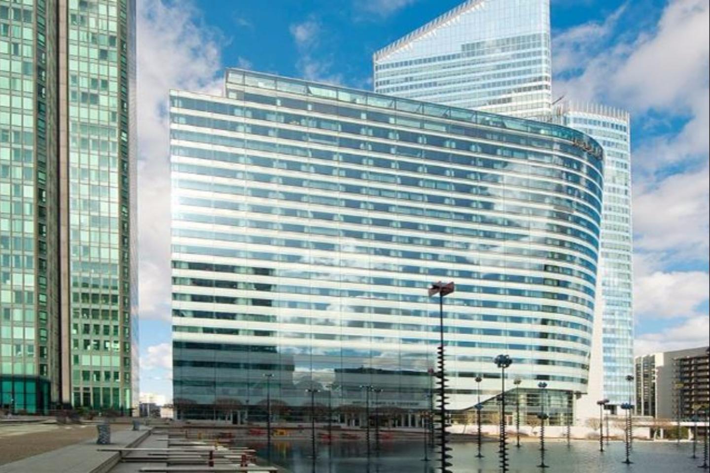 Melia Paris La Defense 𝗕𝗢𝗢𝗞 Paris Hotel 𝘄𝗶𝘁𝗵 𝗙𝗥𝗘𝗘 𝗖𝗮𝗻𝗰𝗲𝗹𝗹𝗮𝘁𝗶𝗼𝗻
