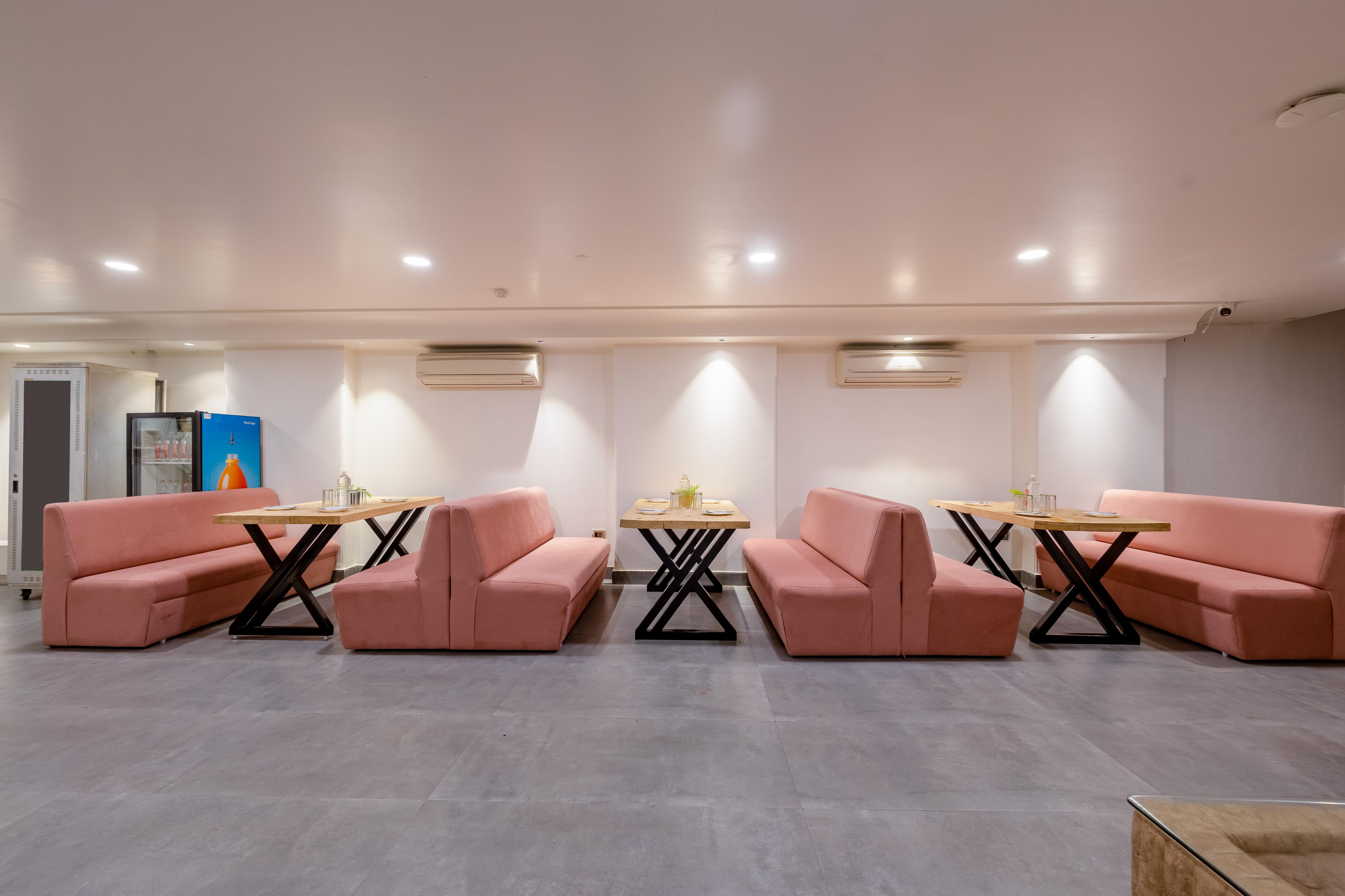 Pinky Villa Restaurant