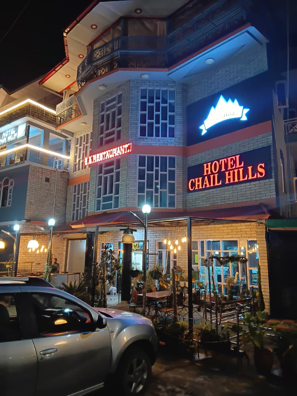 HOTEL CHAIL HILLS & Restaurant