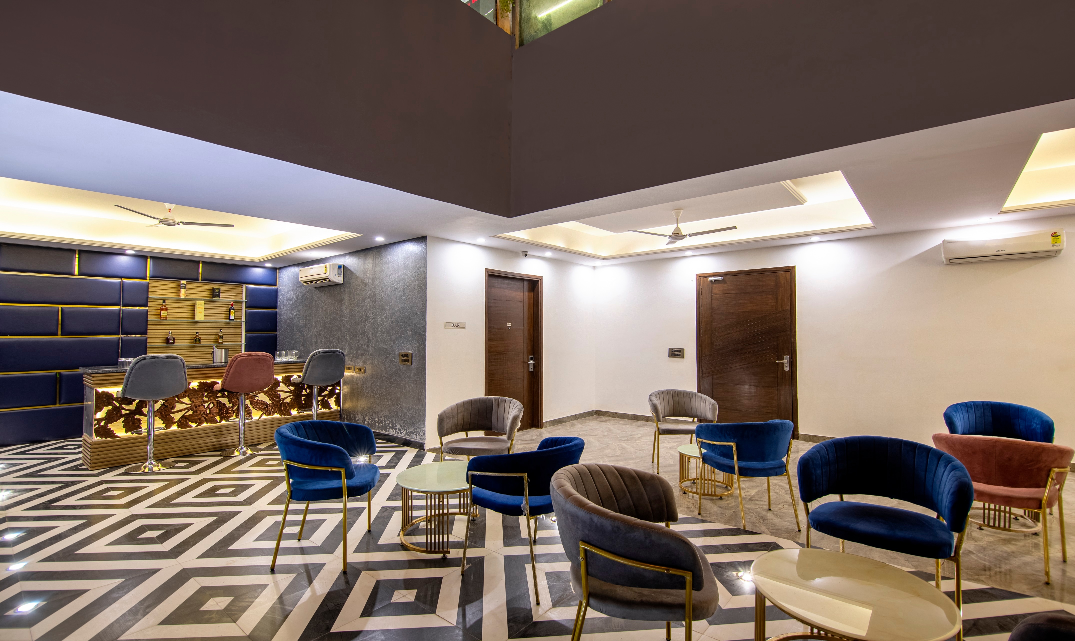 The Elite Cafe & Restaurant