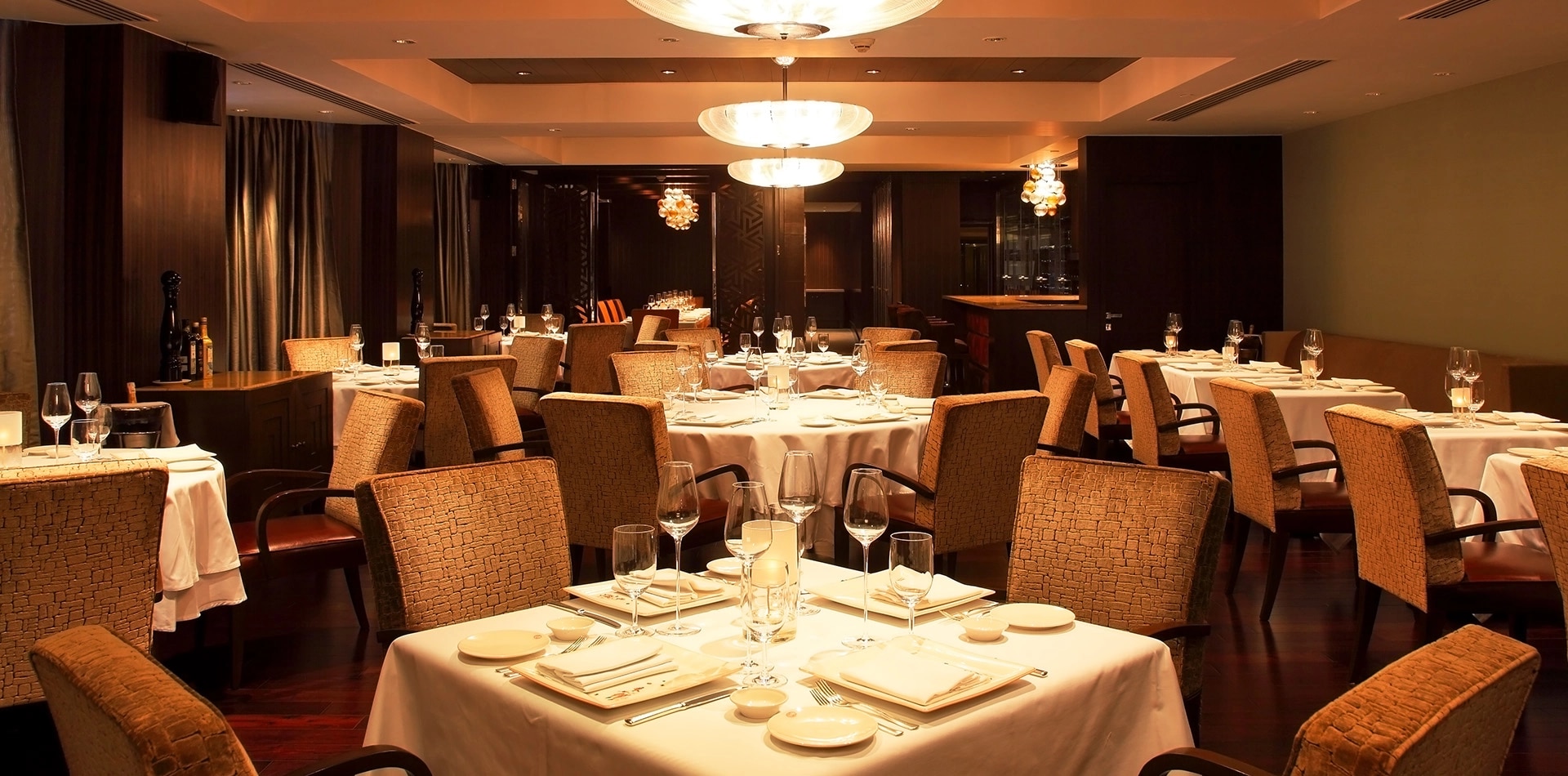 Le Cirque Signature