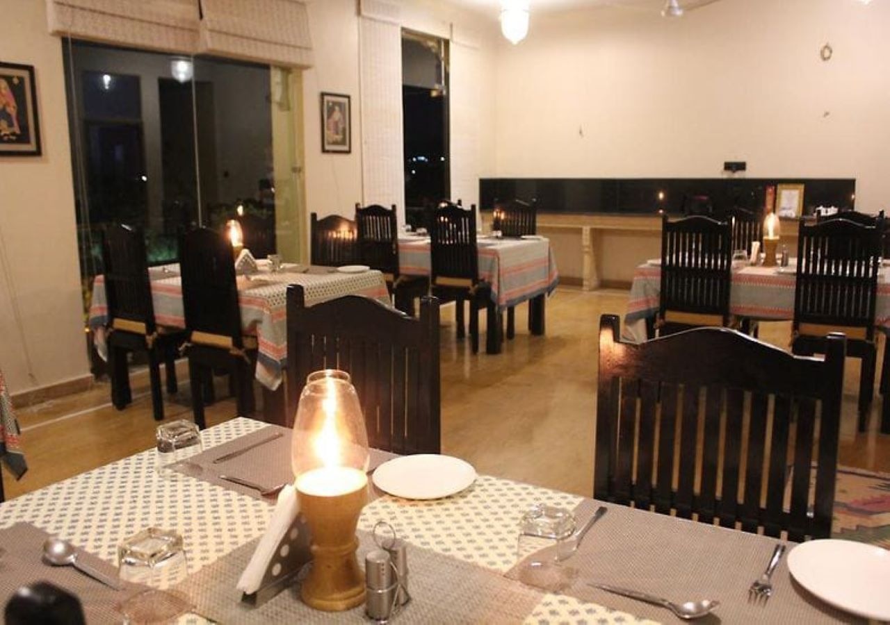 Jaisan Restaurant & Cafe