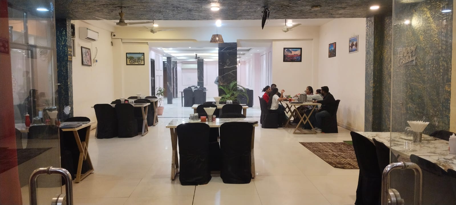 ROYAL VATIKA RESTAURANT
