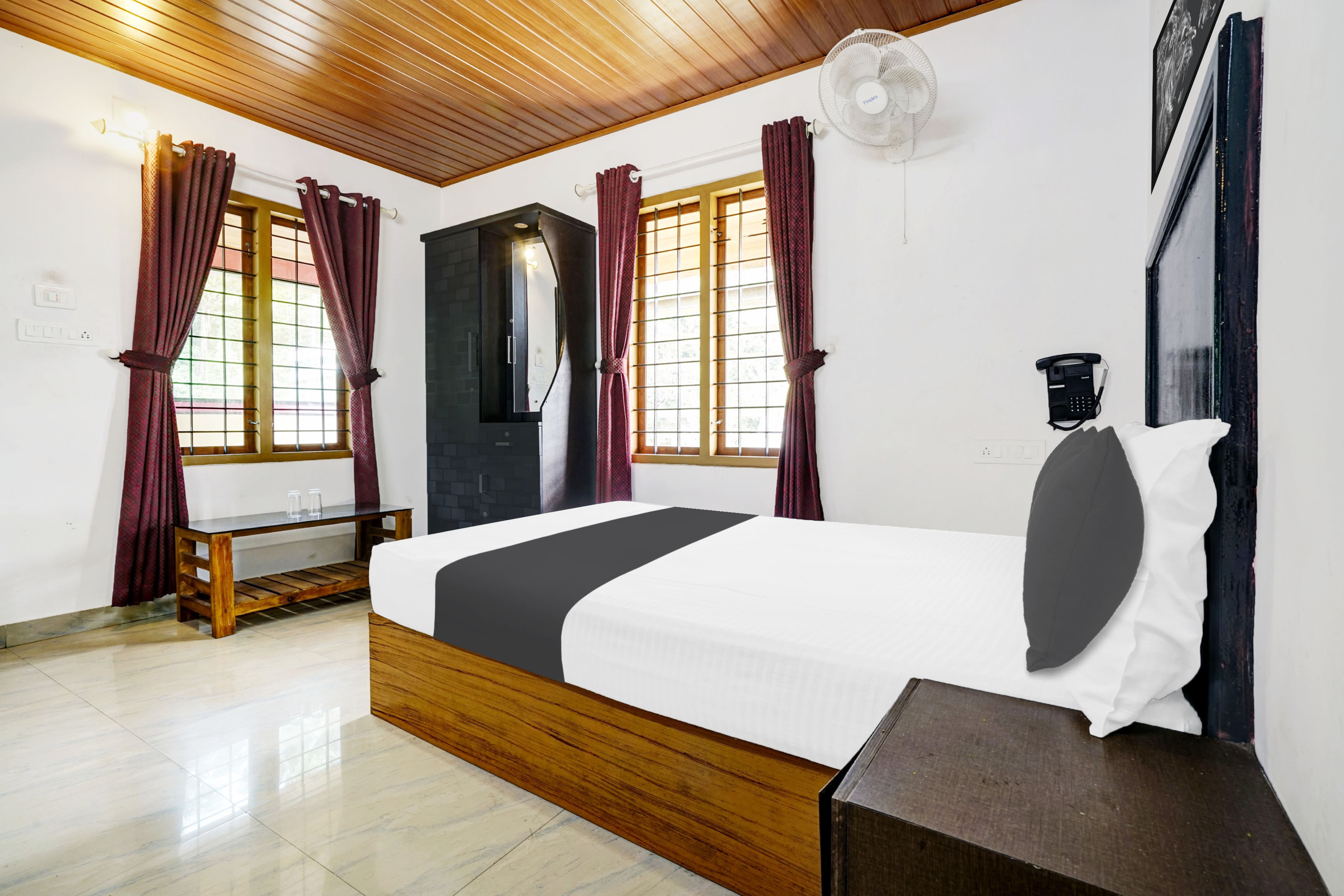 Hotel O Stay Max 𝗕𝗢𝗢𝗞 Munnar Hotel