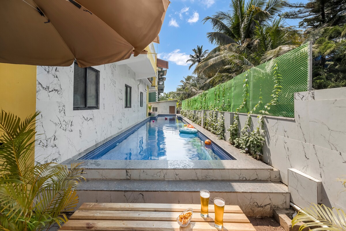 Phoenix Spring Goa Phoenix with Massive pool 2KM-200MTR from Clubs 𝗕𝗢𝗢𝗞 Goa Villa