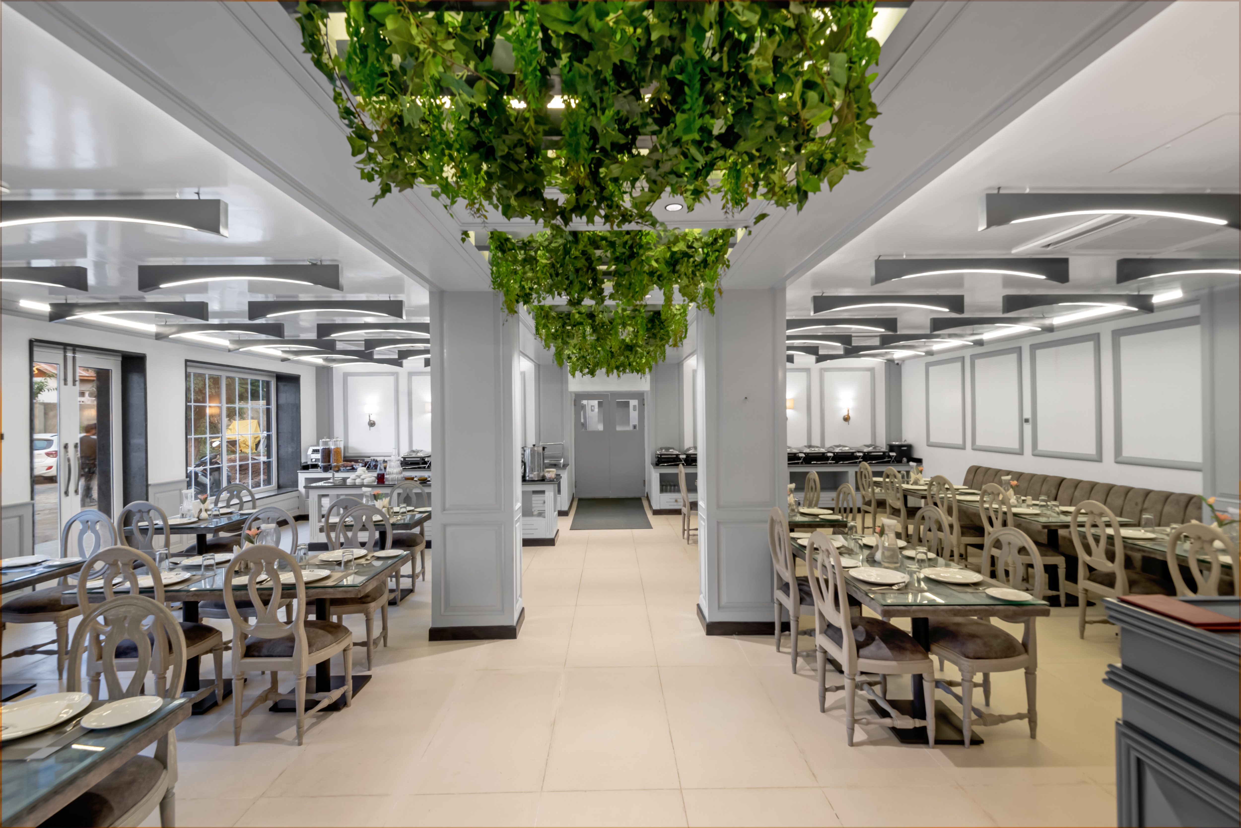 Grand Boulevard Restaurant
