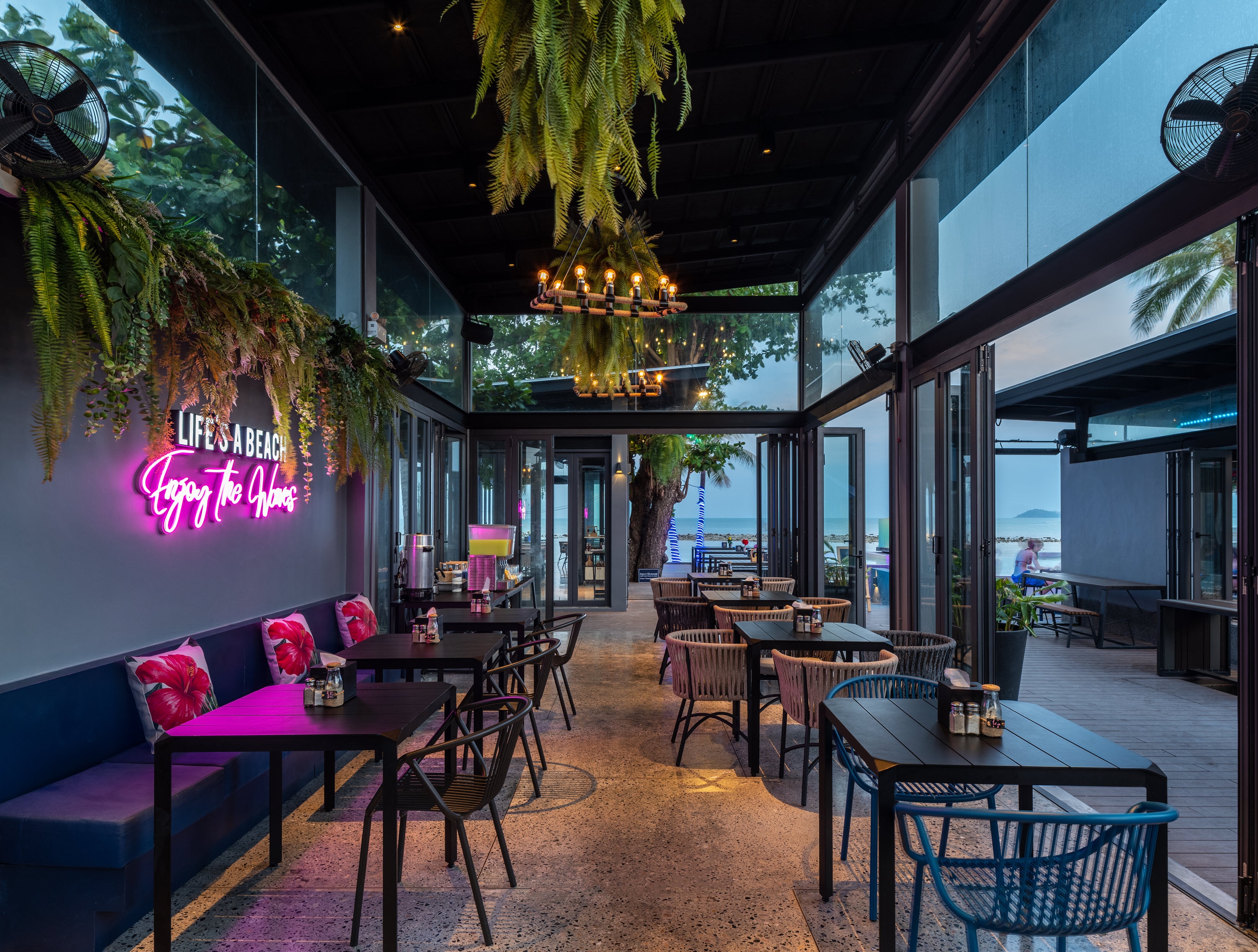 Beachfront Restuarant