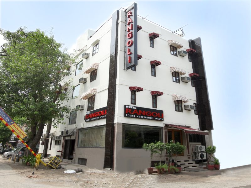 Hotel Rangoli 𝗕𝗢𝗢𝗞 Delhi Hotel