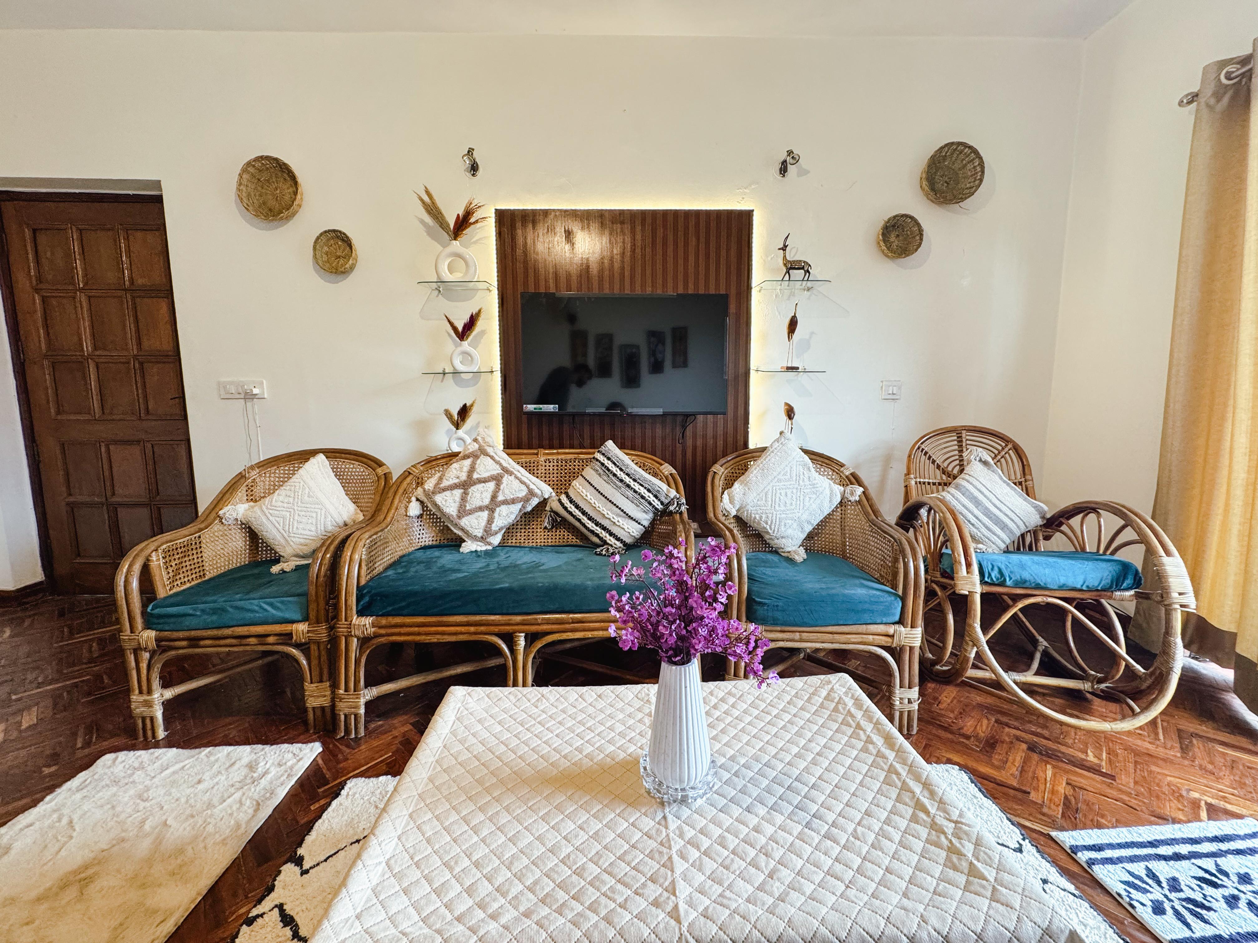 TheCozyGhar Apartment Nainital - Reviews, Photos & Offer - Hidden Penthouse Apartment In Nainital