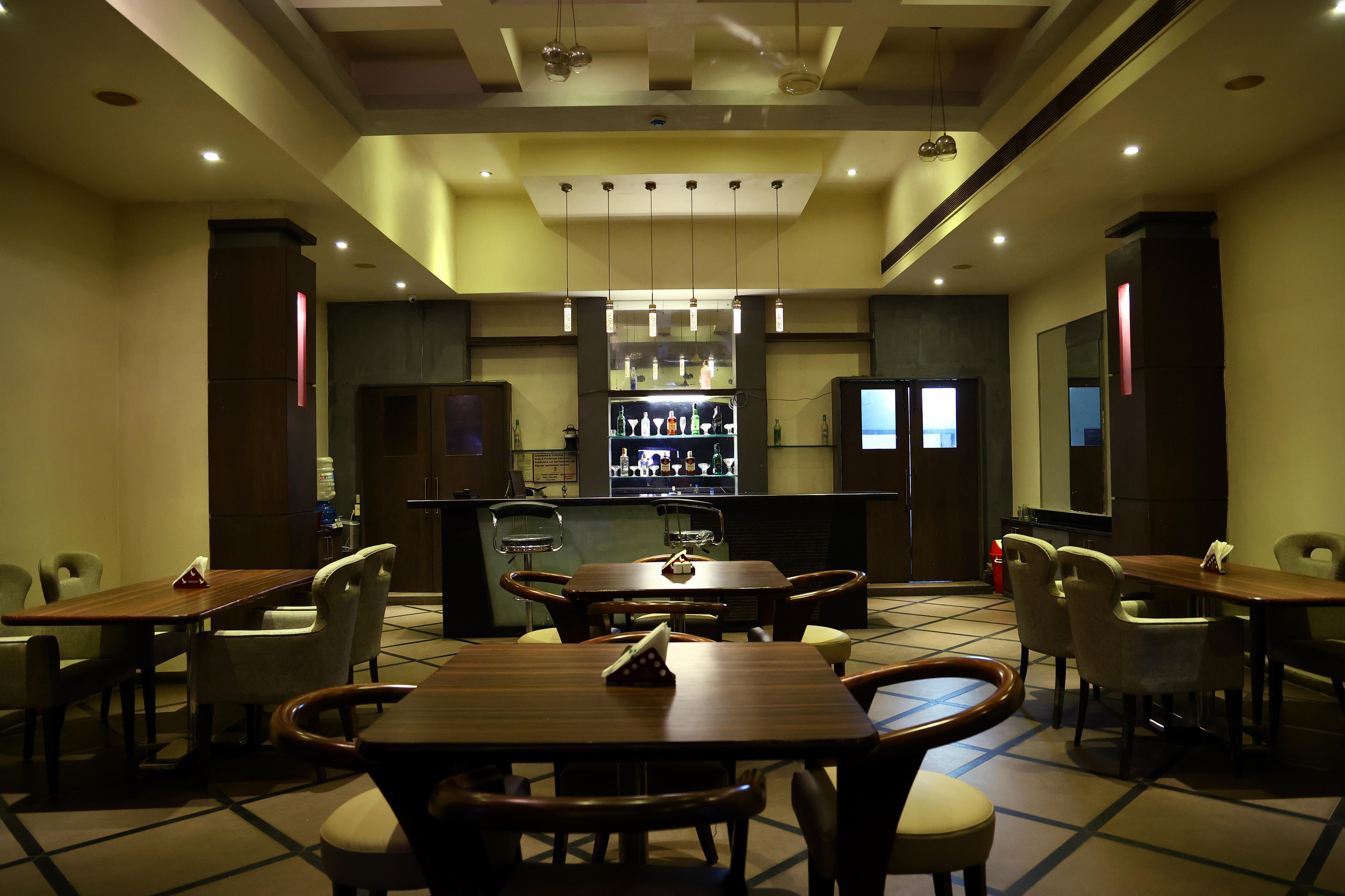 Cosy Resturant