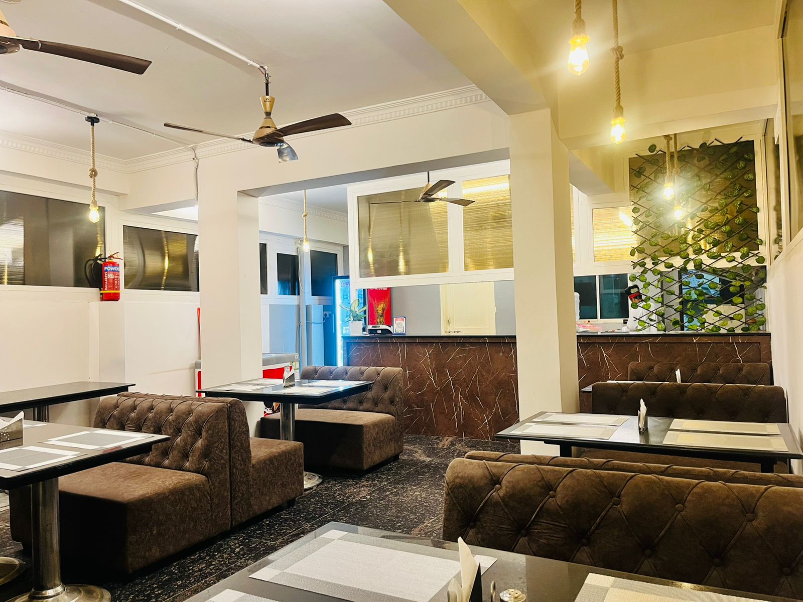 royal grand restaurant